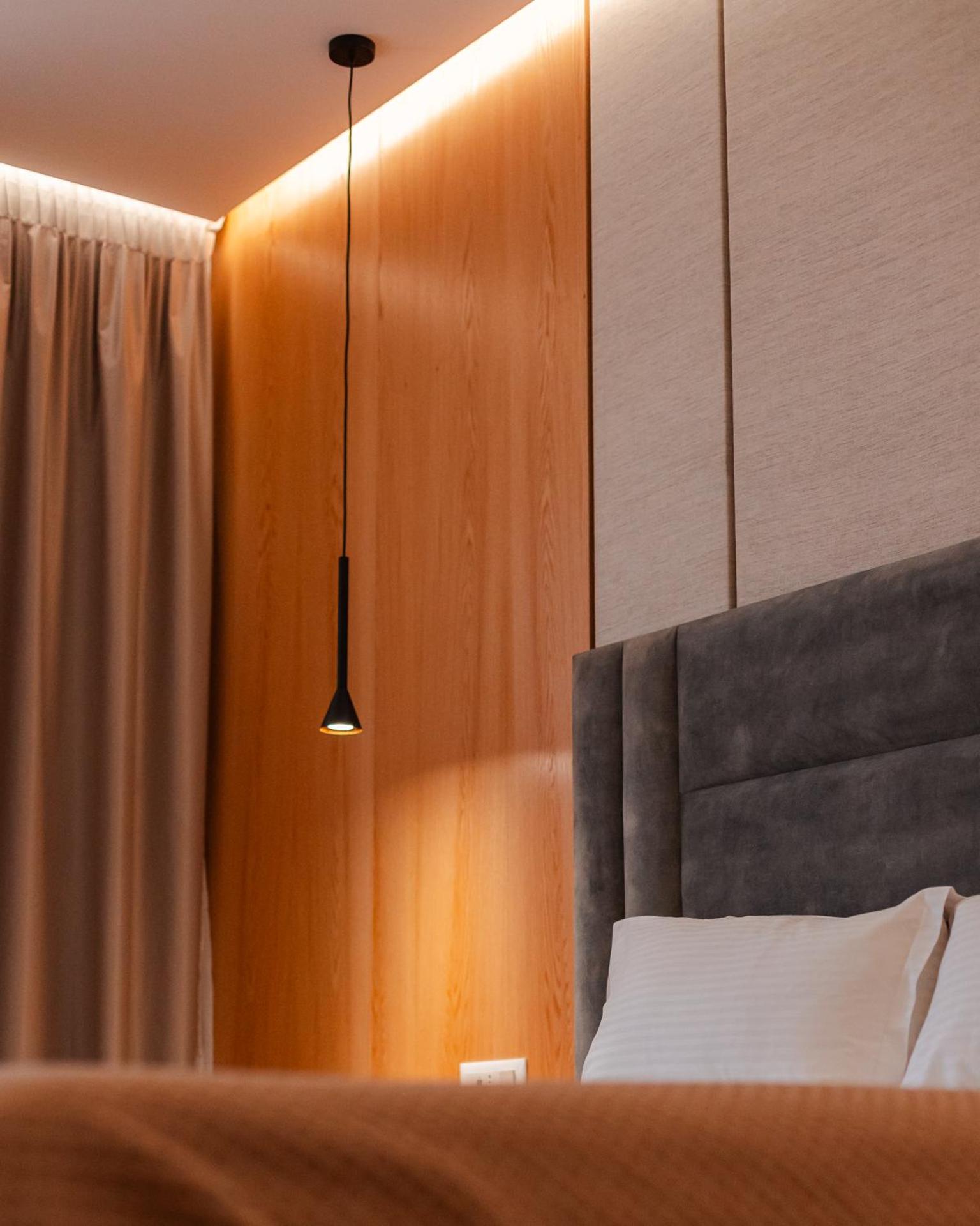 Hotel Airport Tirana - Photo 60