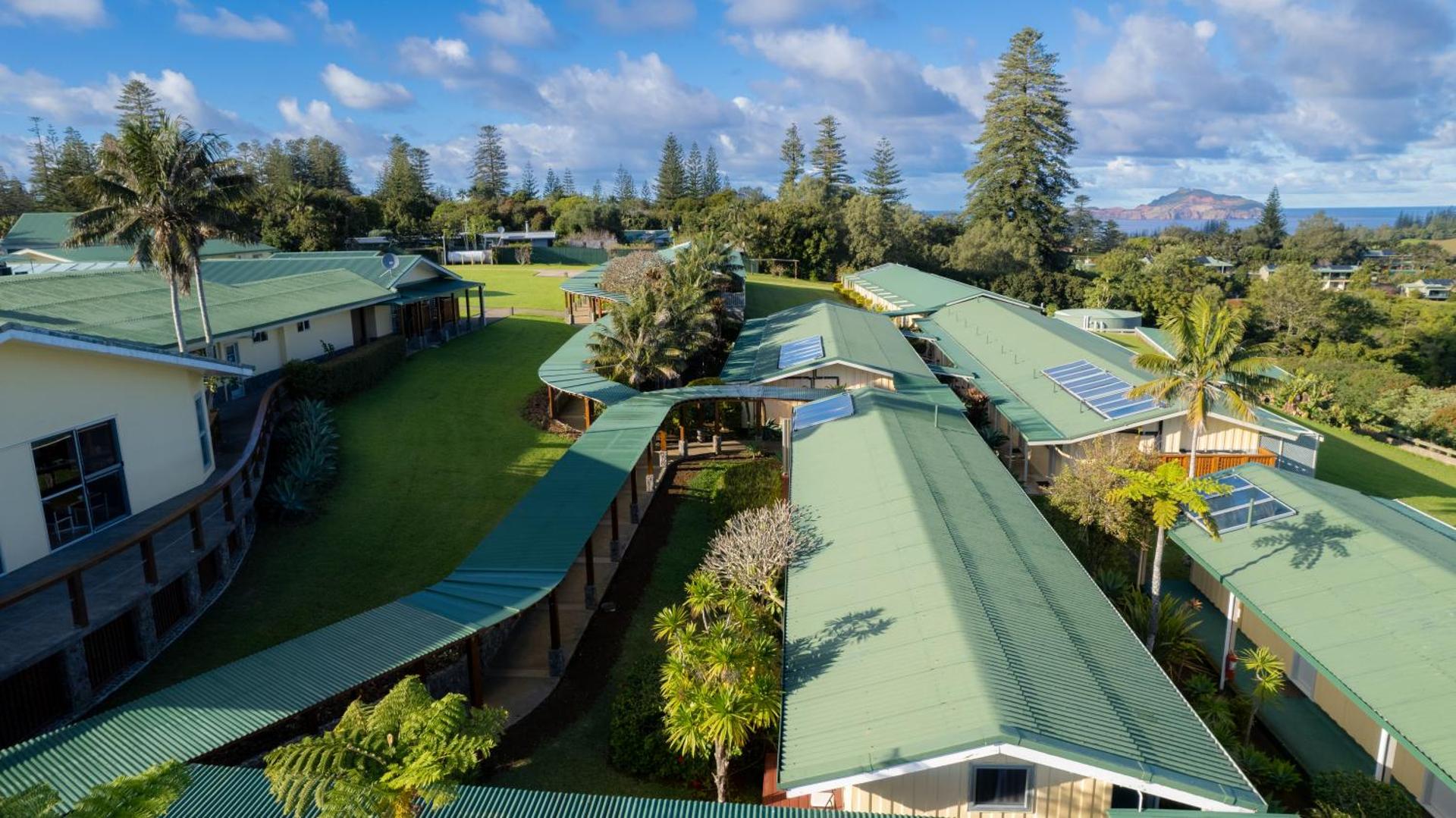 South Pacific Resort Hotel - Photo 18