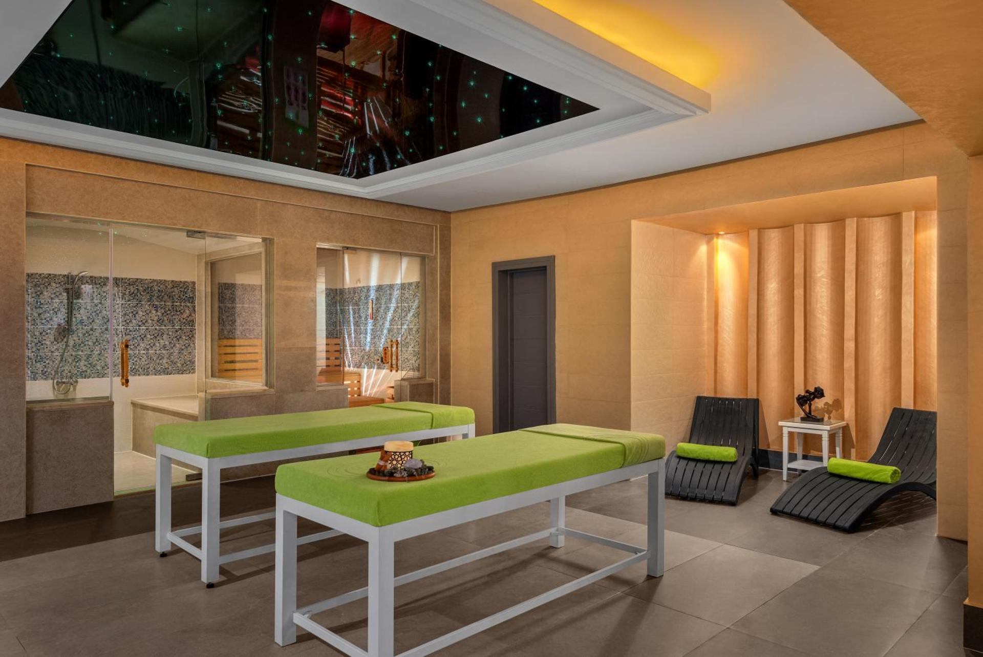 Movenpick Waterpark Resort & Spa Soma Bay - Photo 153