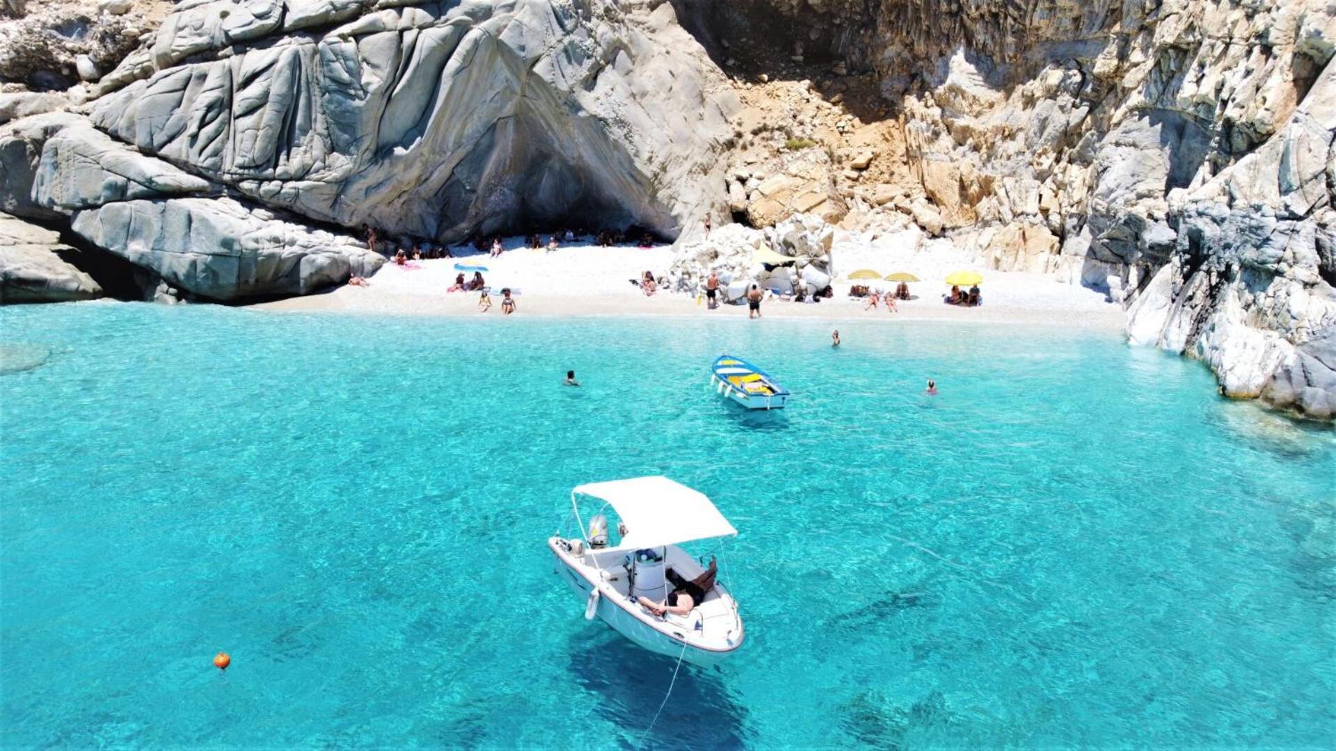 Nefeli Boutique Hotel - Photo 74