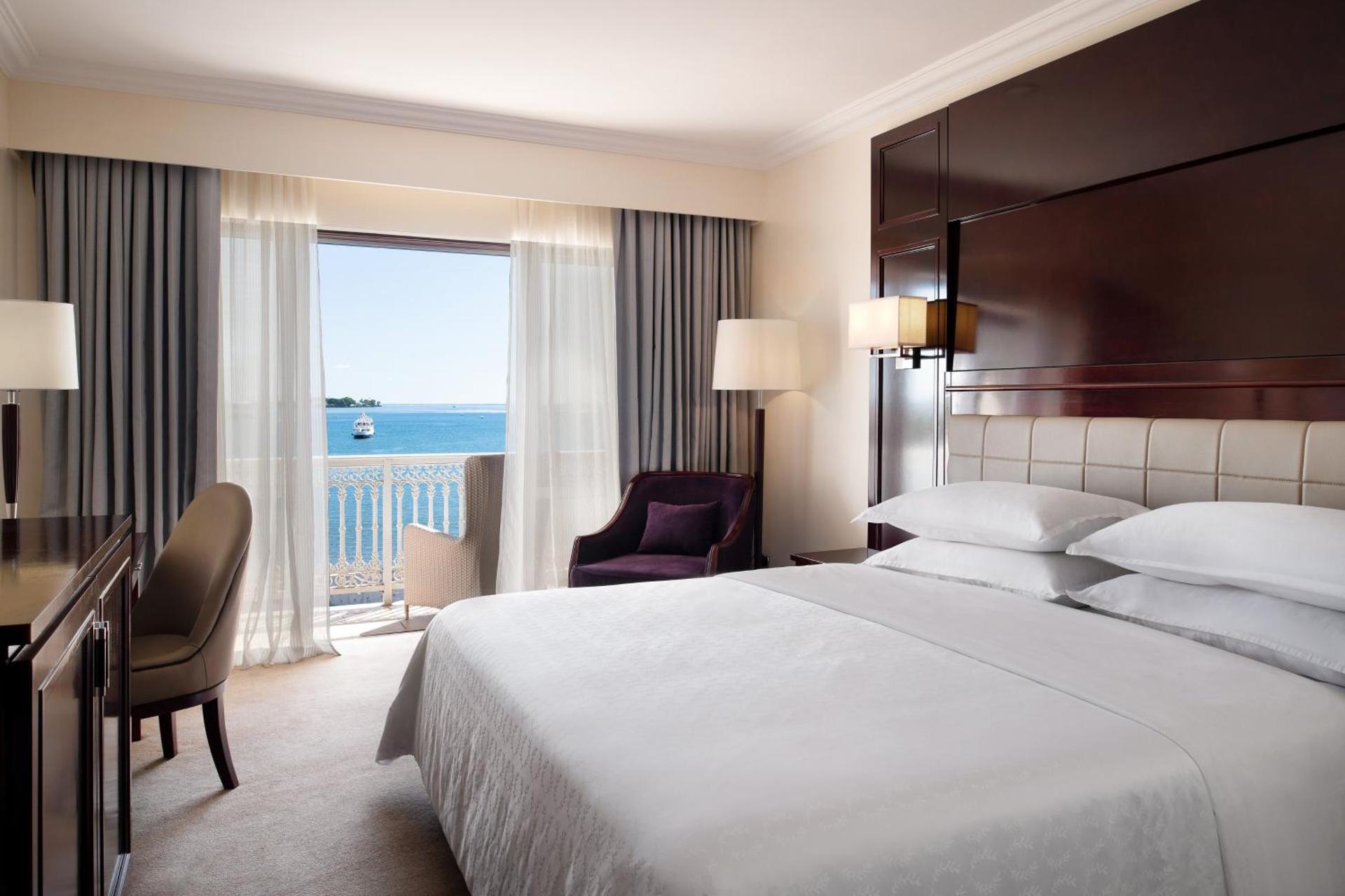 One King Room with Harbor View