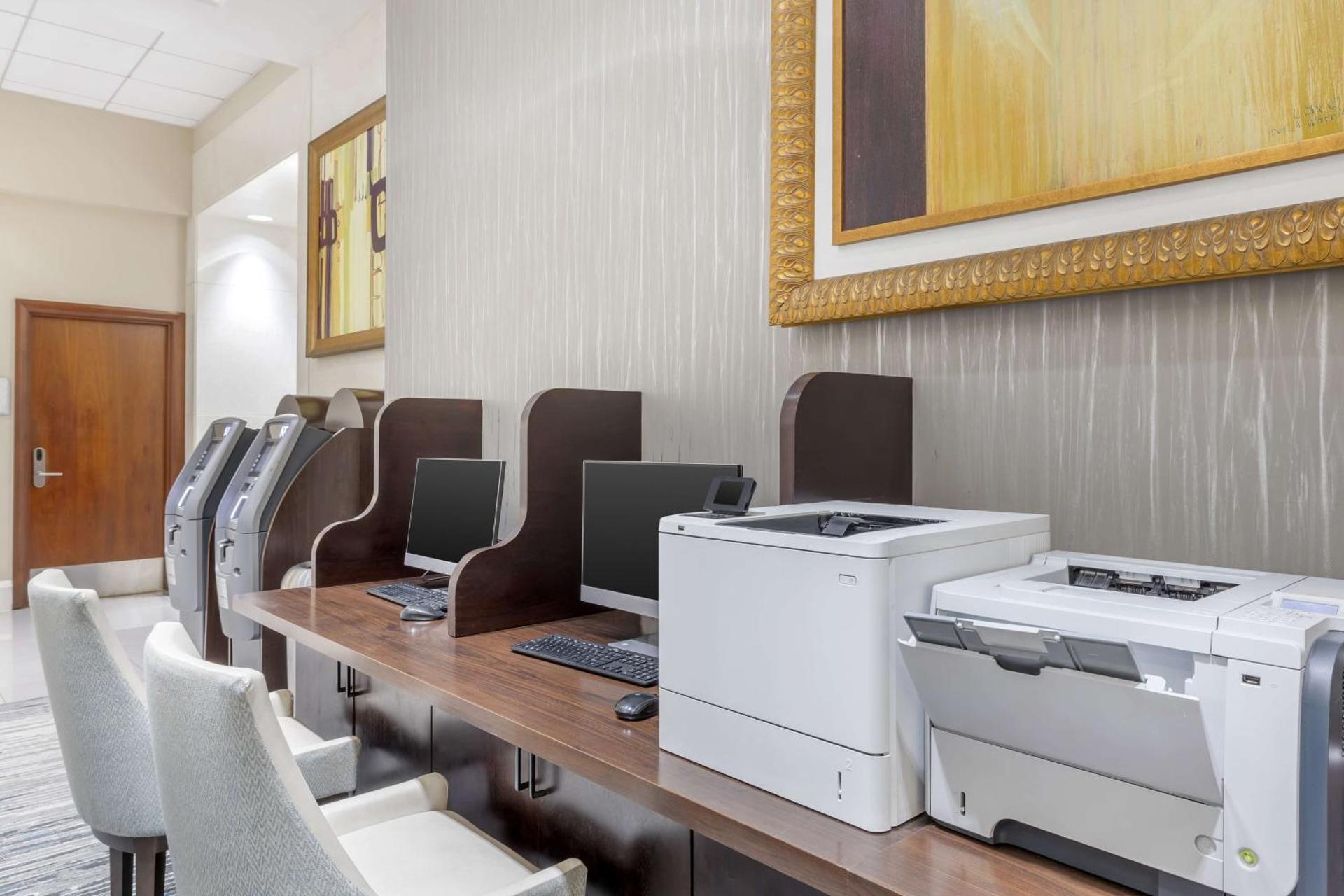 Hilton Grand Vacations Club on the Las Vegas Strip - Photo 67