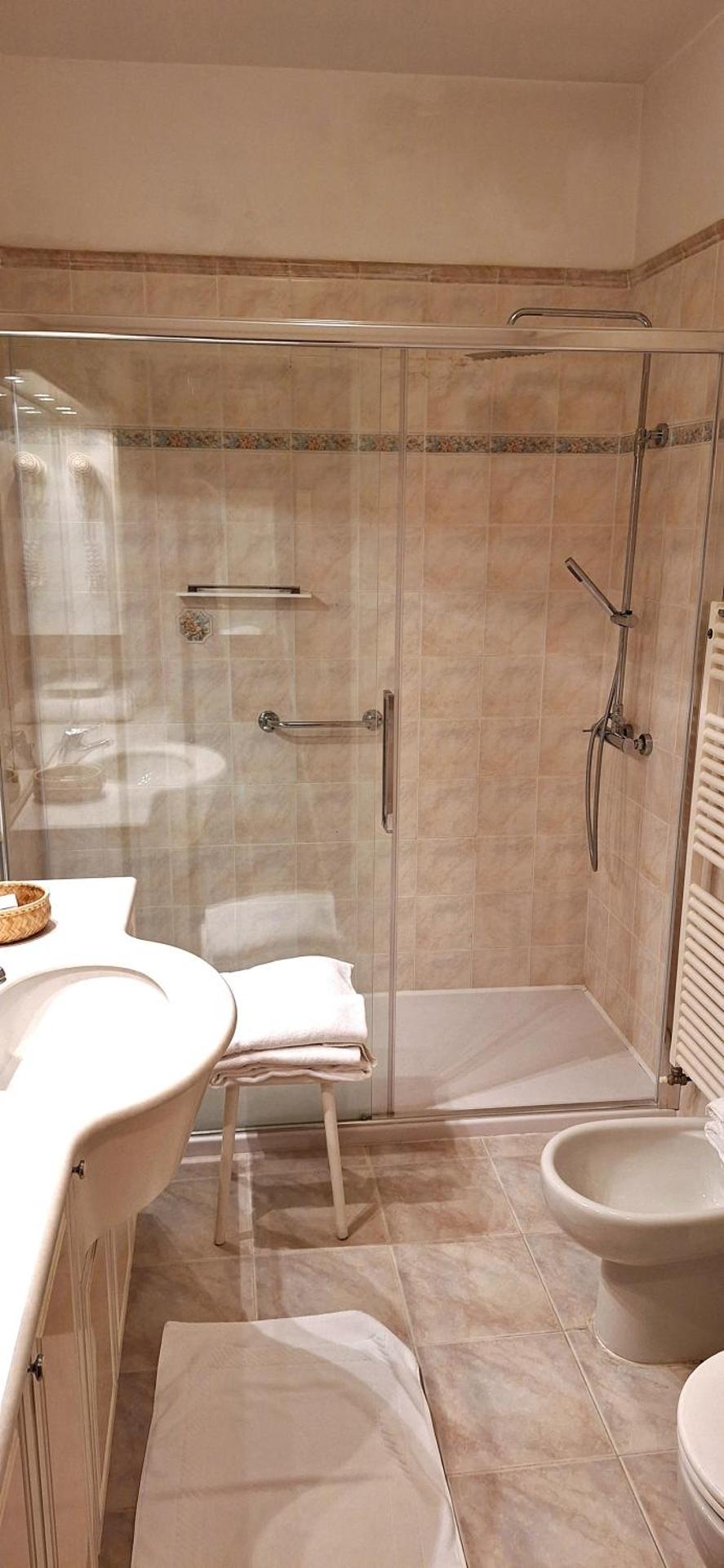 Hotel Minerva - Photo 29