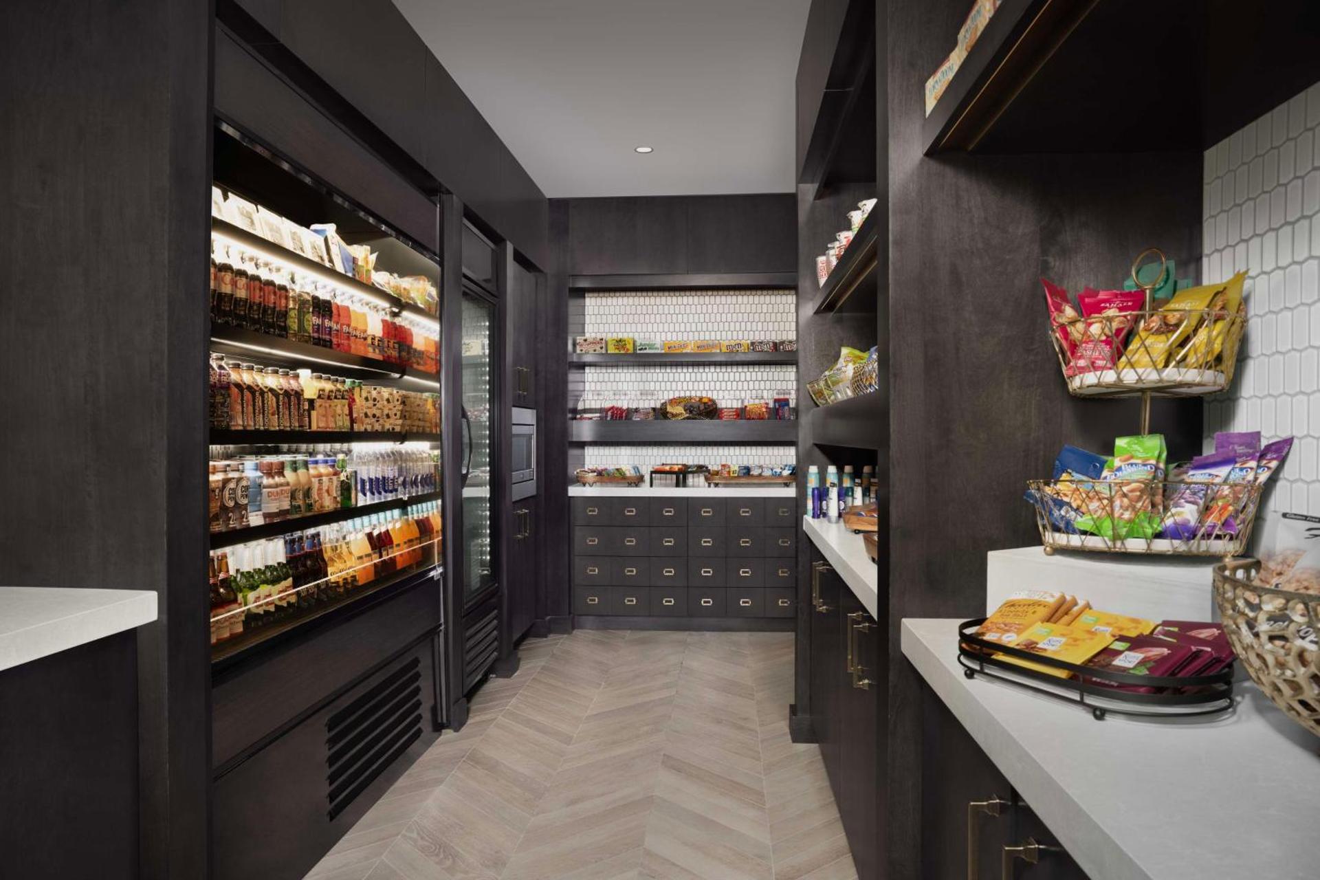 Hilton Washington DC Capitol Hill - Photo 18