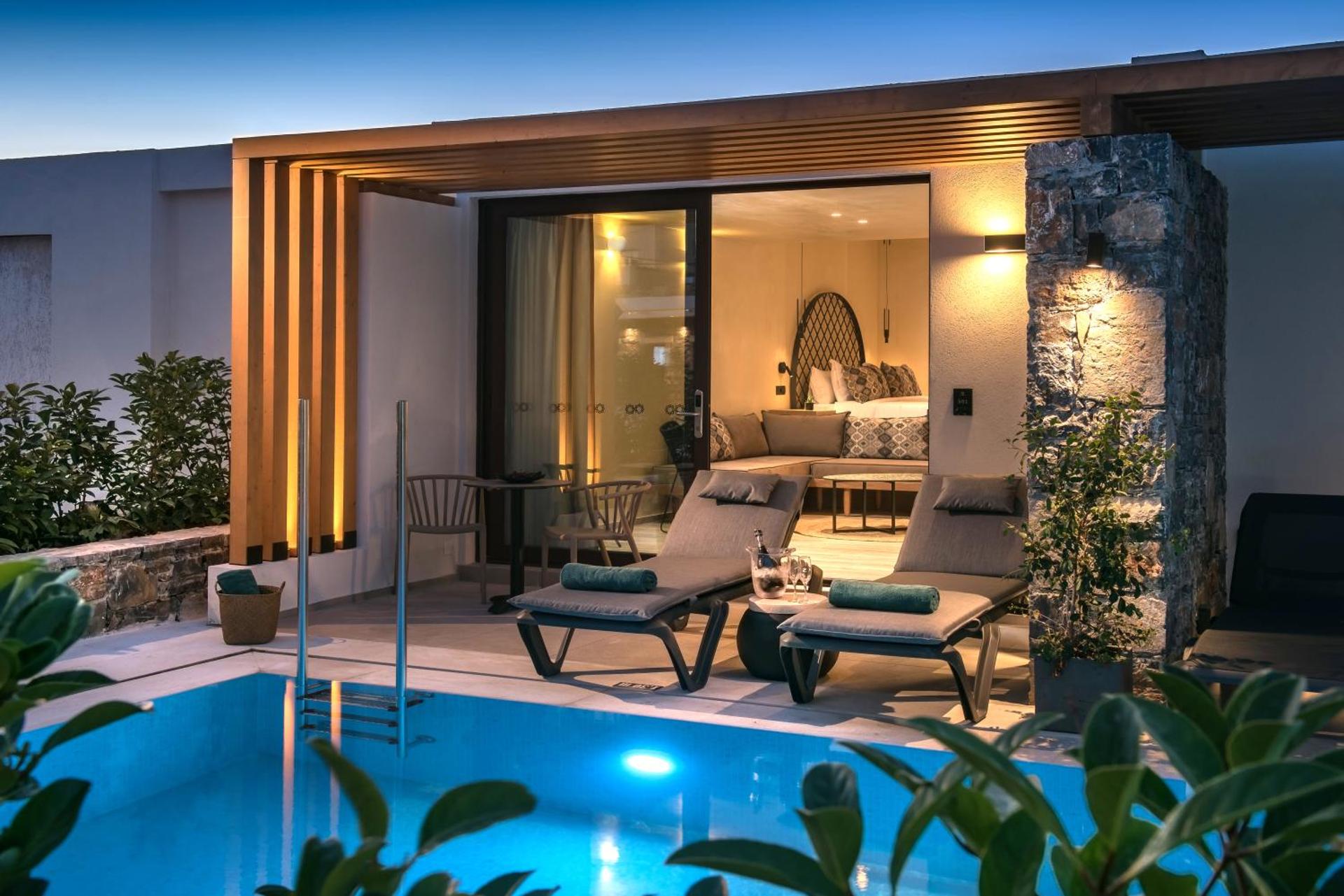 Petousis Hotel & Suites - Photo 71