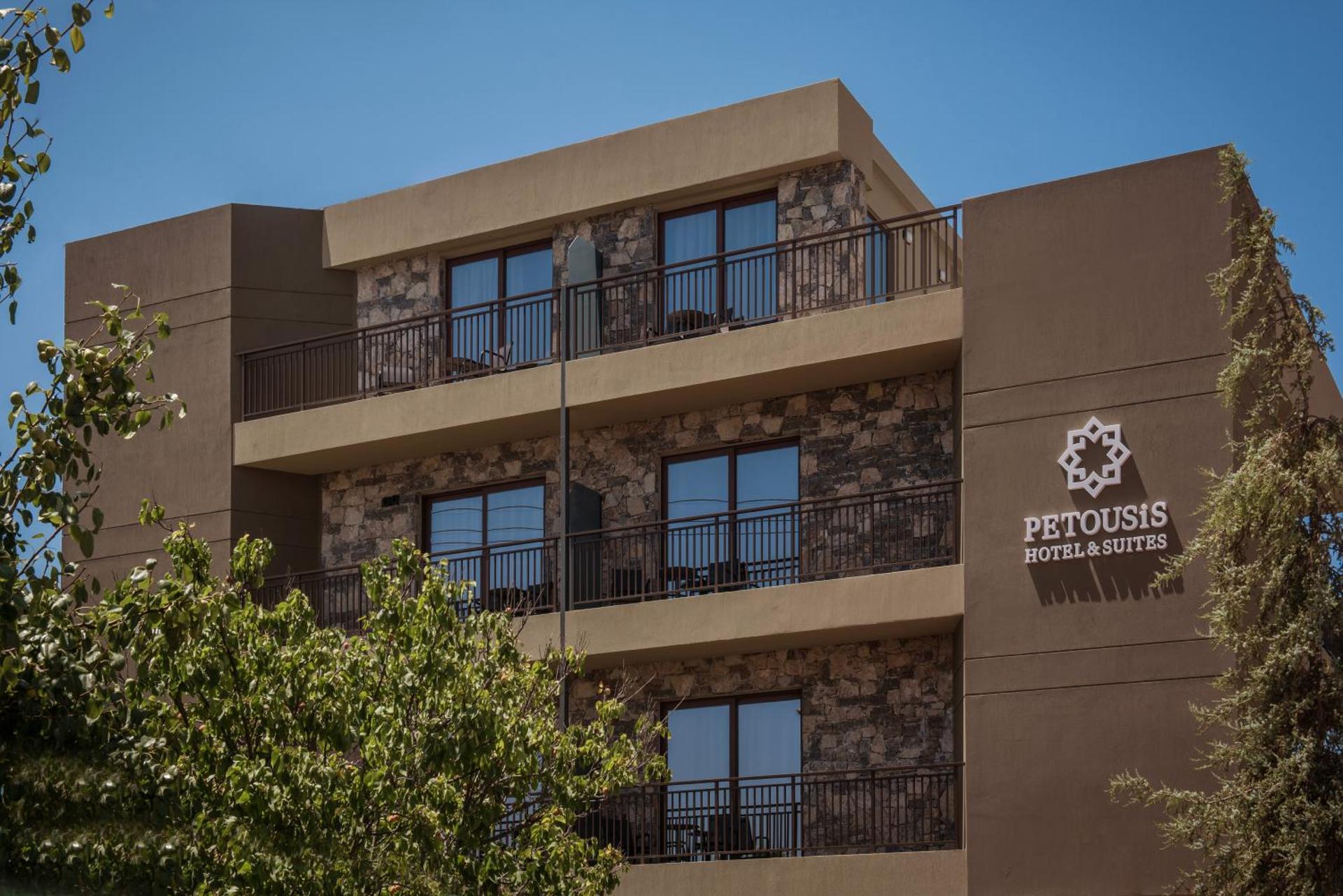 Petousis Hotel & Suites - Photo 52