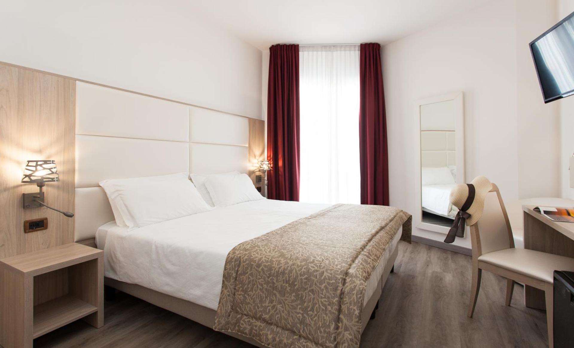 Regent's Hotel - Photo 56