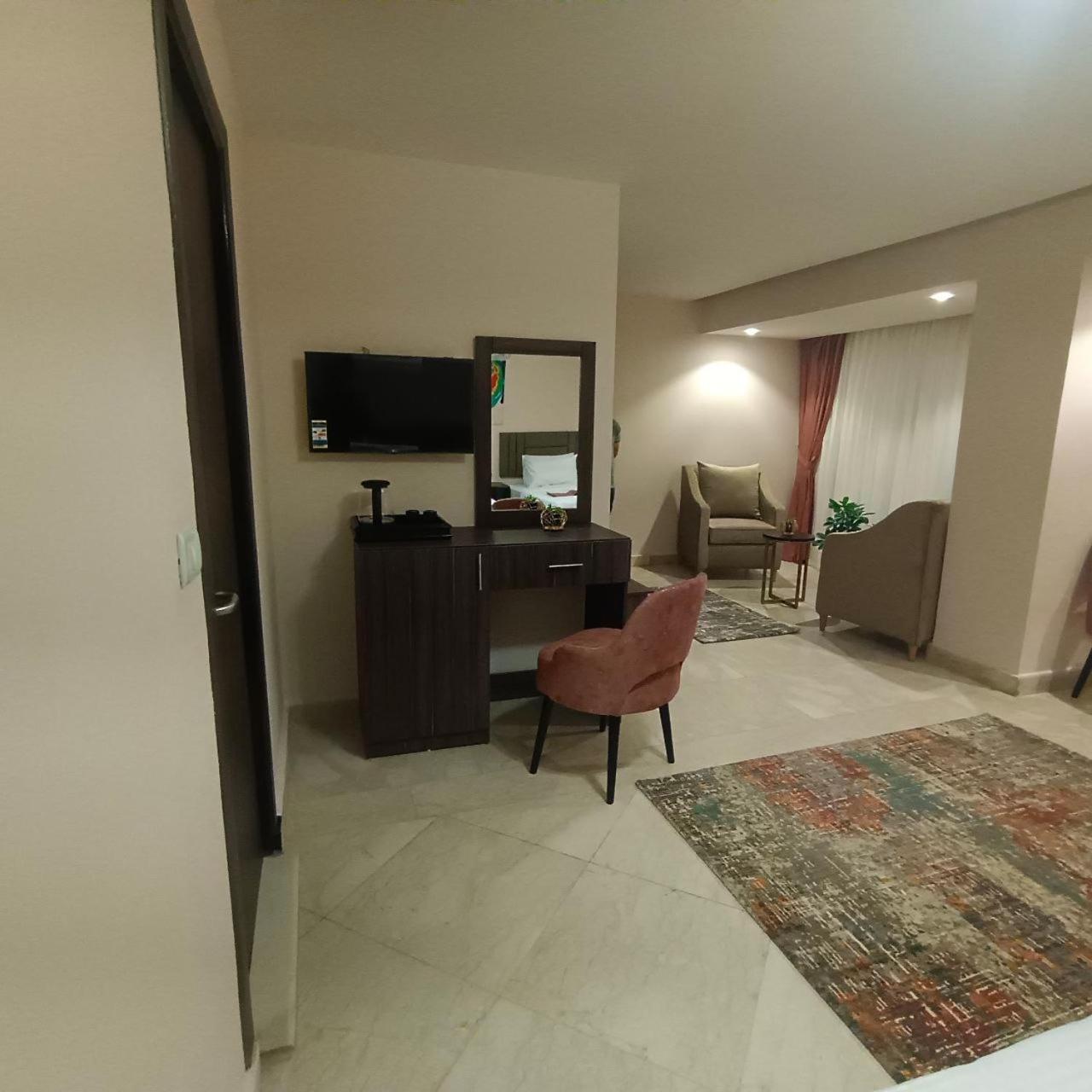 Aziz Egypt Pyramids View - Photo 56