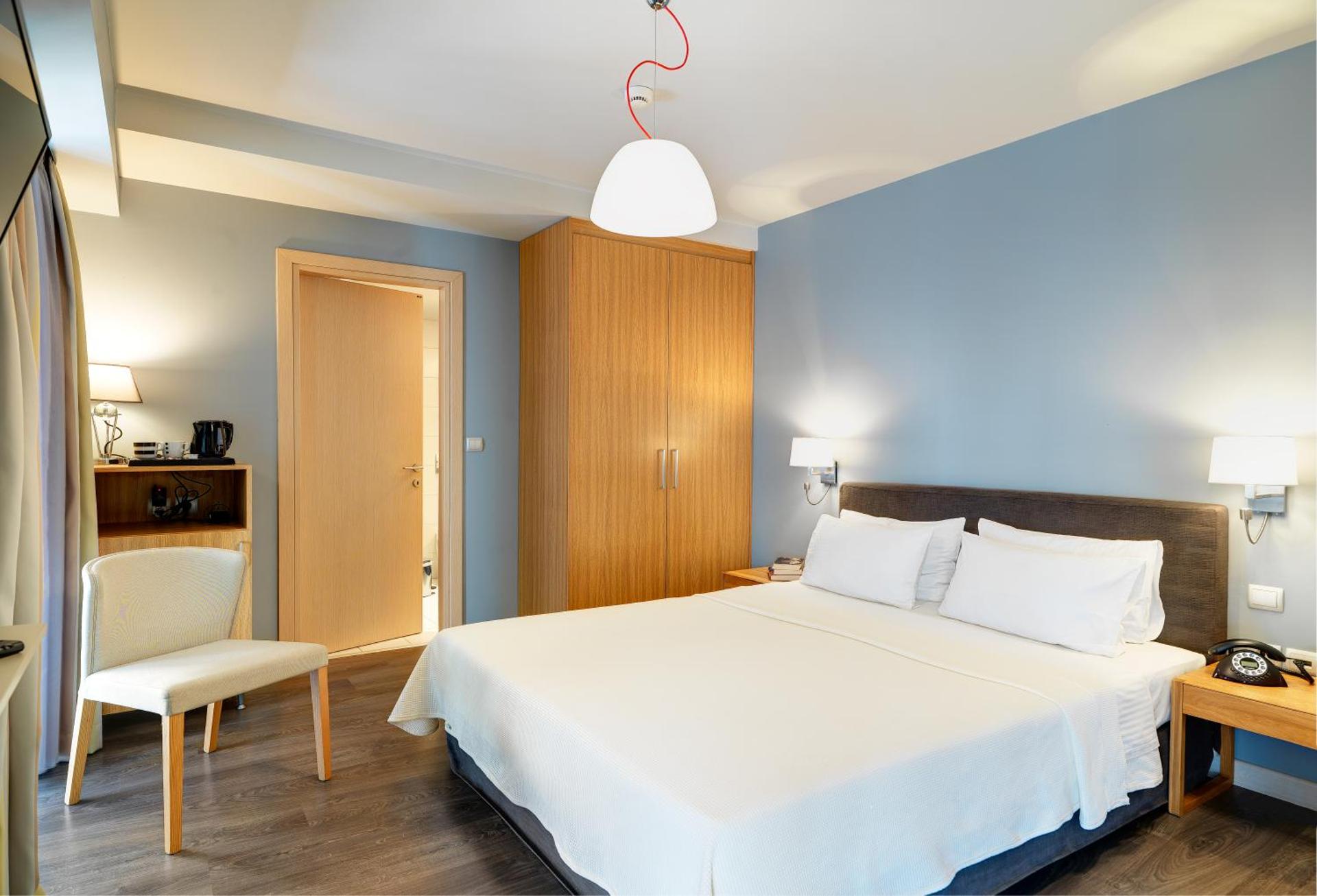 Phidias Piraeus Hotel - Photo 32