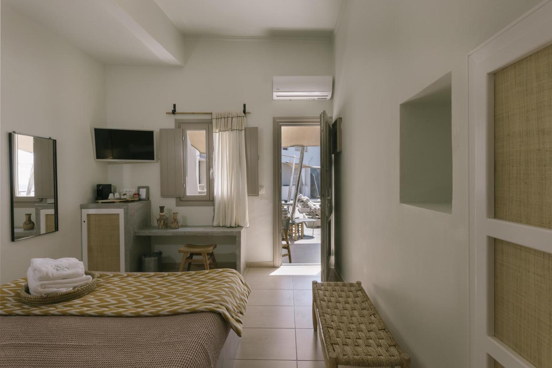 Grand View - Megalochori Santorini - Photo 94