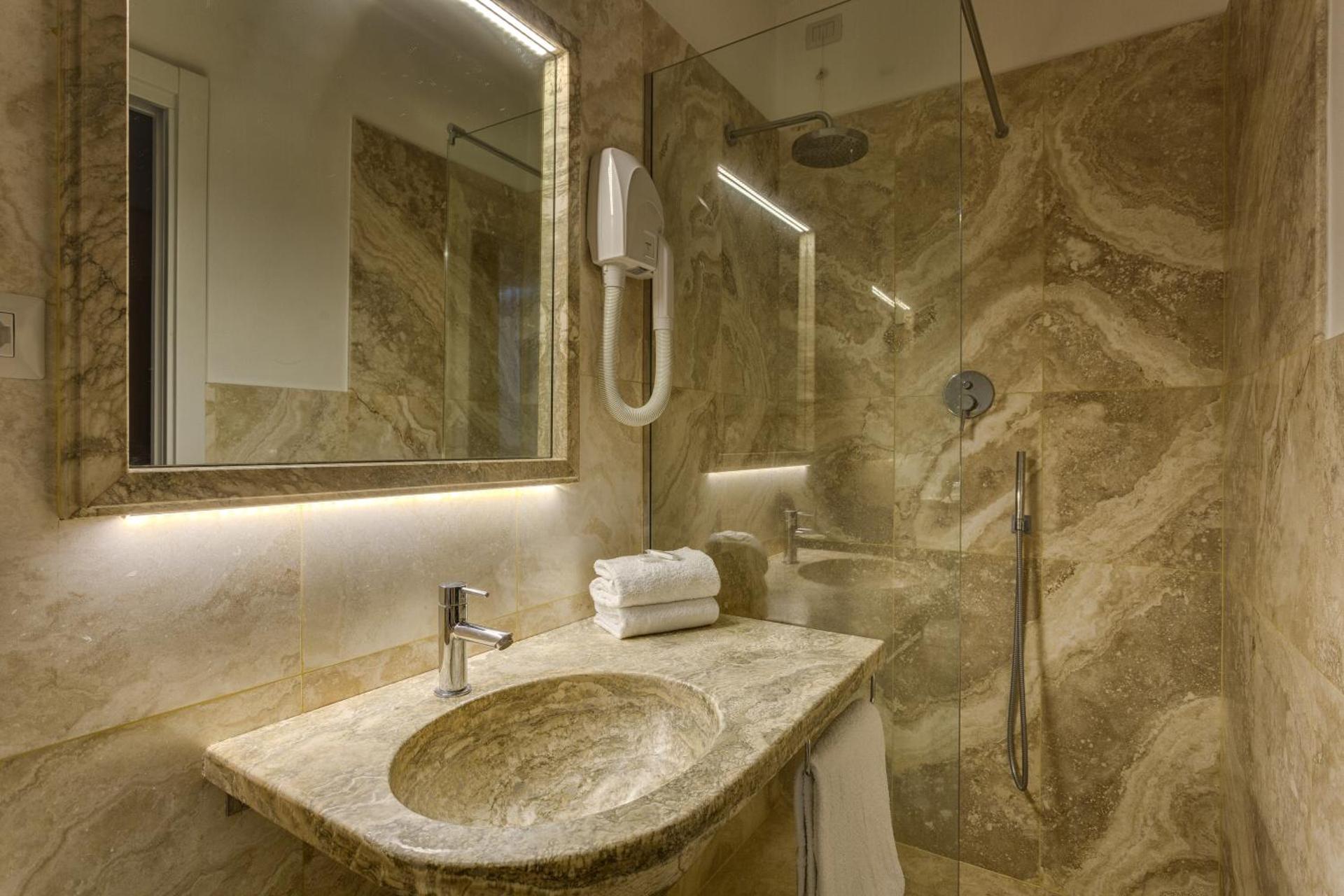 Albergo Chiusarelli - Photo 111