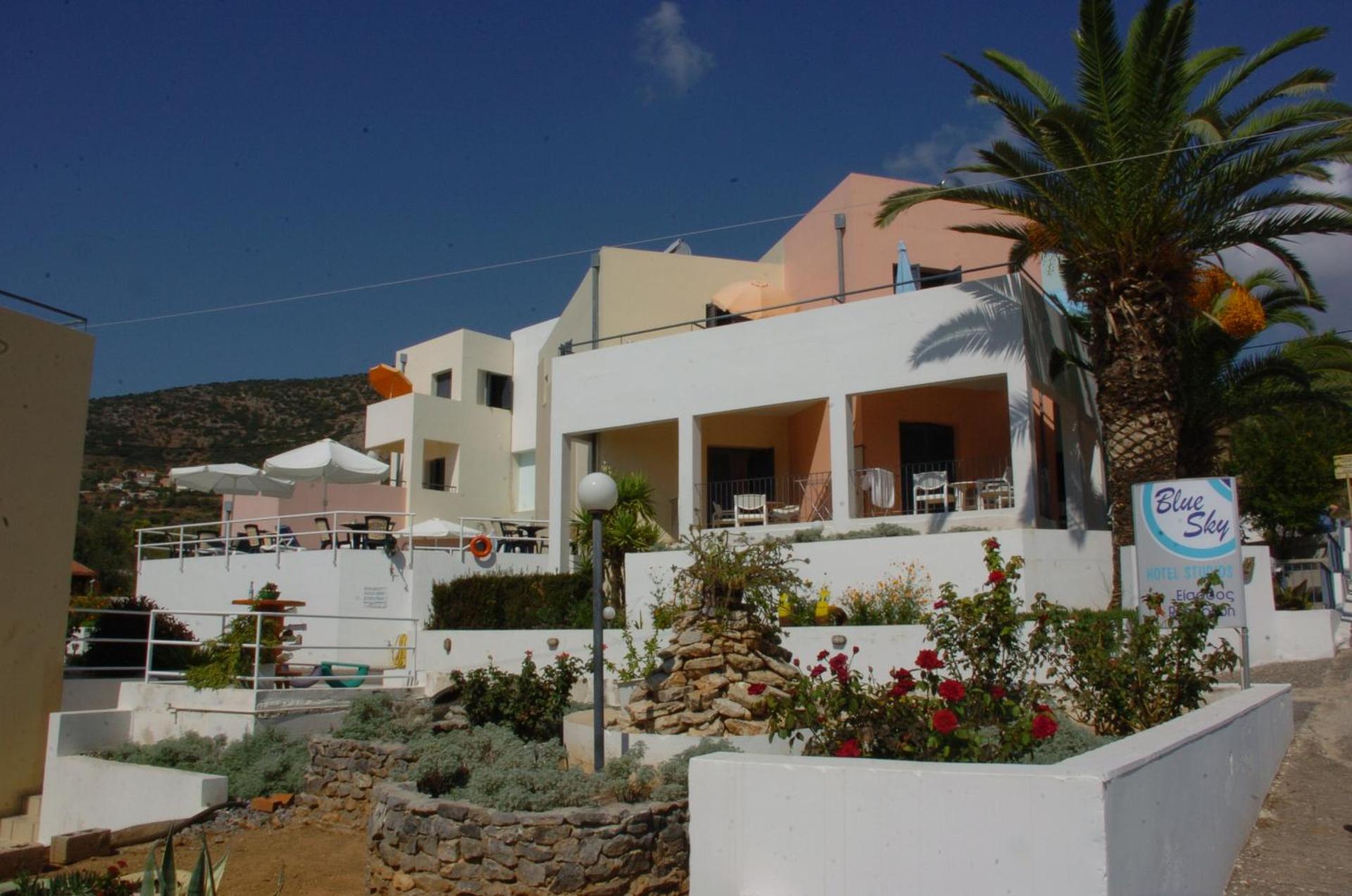 Blue Sky Hotel Apartments - Photo 8