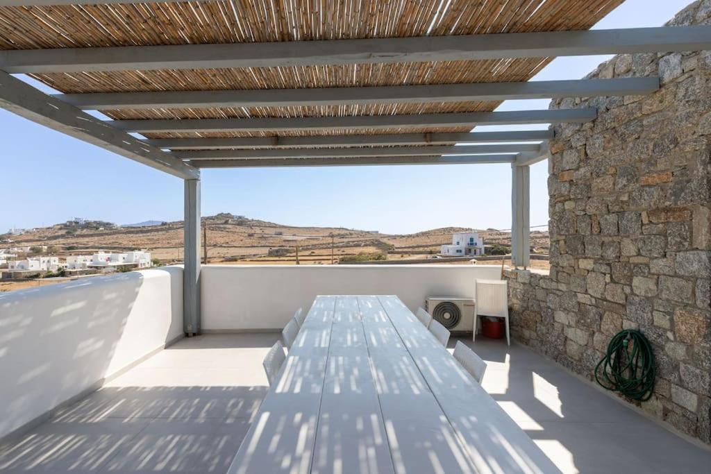 Mykonos Luxury Home with Jacuzzi - Photo 25