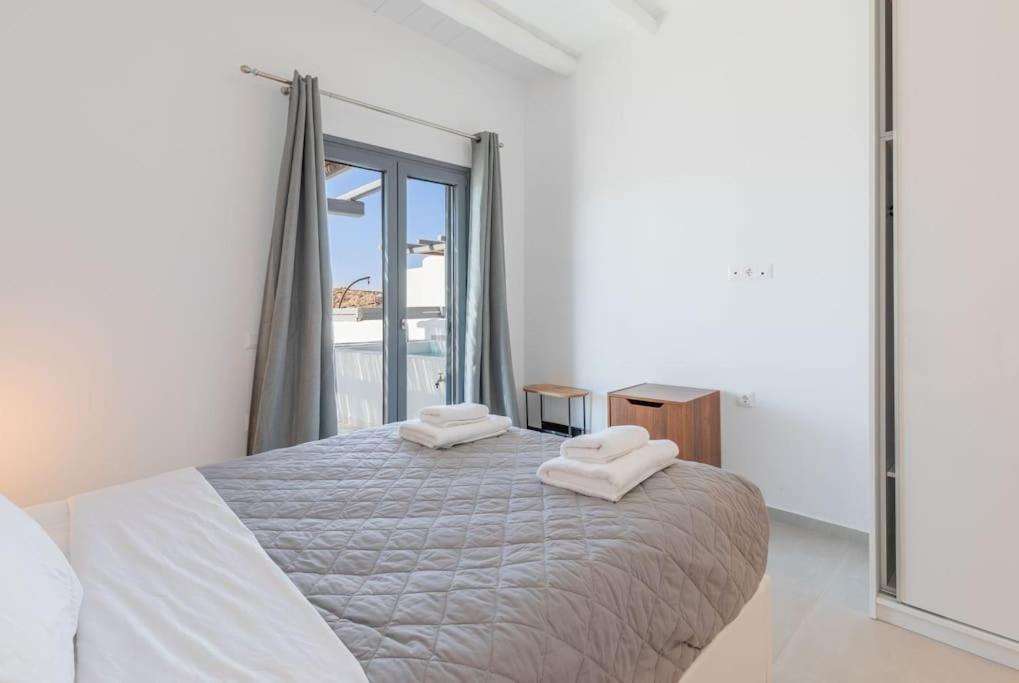 Mykonos Luxury Home with Jacuzzi - Photo 20