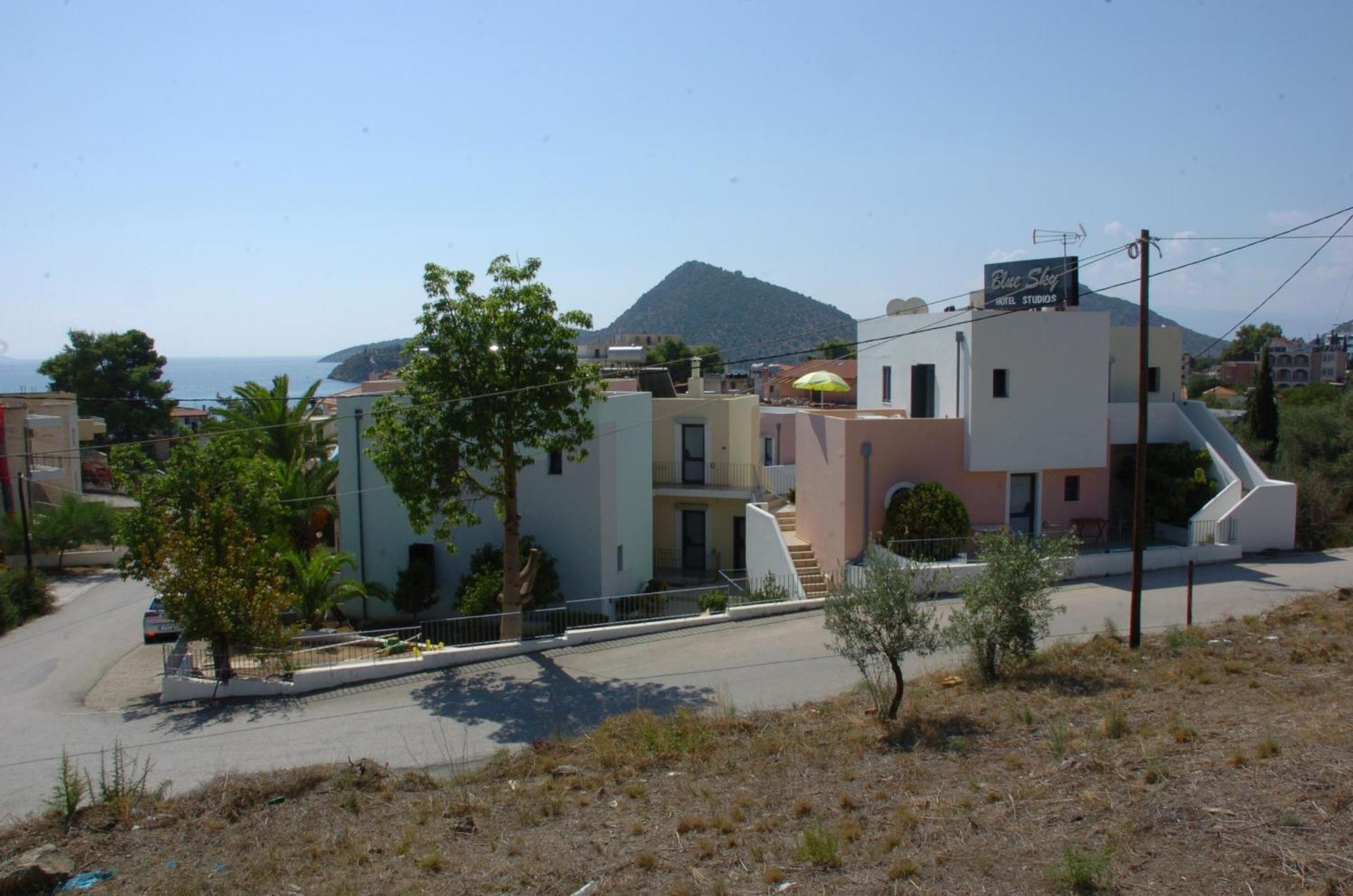 Blue Sky Hotel Apartments - Photo 37