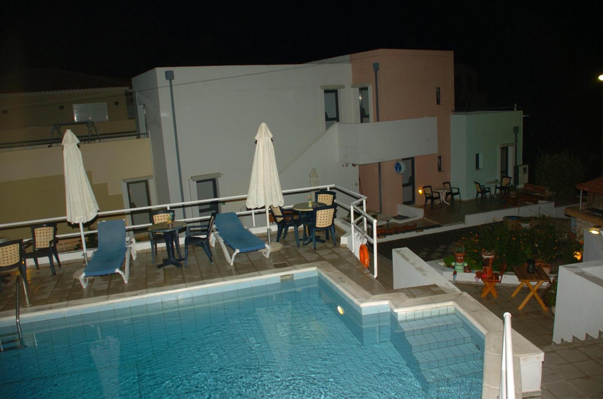 Blue Sky Hotel Apartments - Photo 43