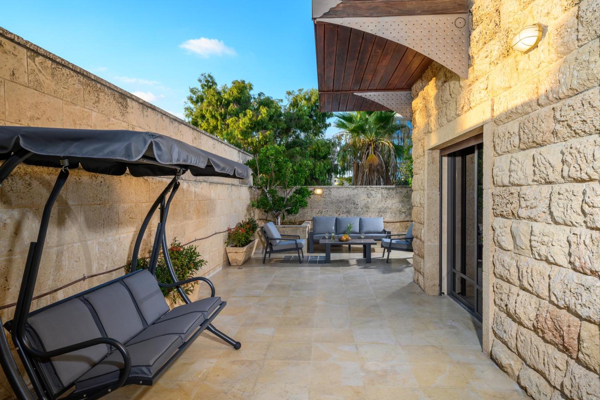 Junes jaffa Luxury Apartments - Photo 14