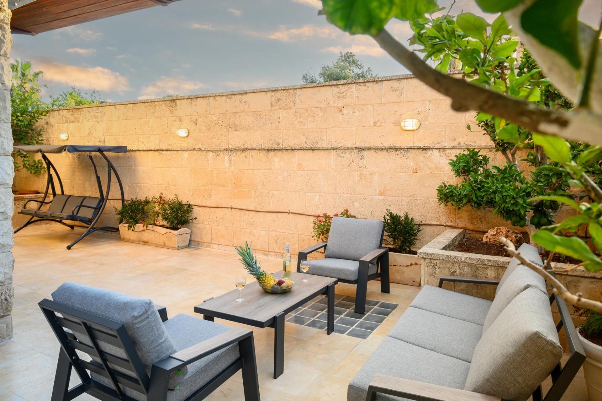 Junes jaffa Luxury Apartments - Photo 8