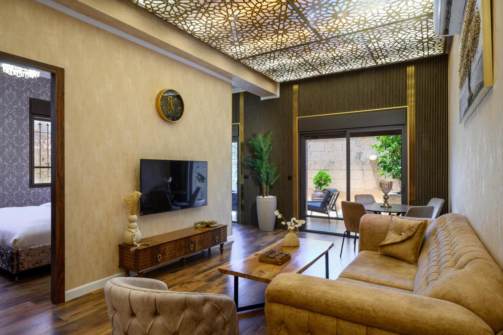 Junes jaffa Luxury Apartments - Photo 2