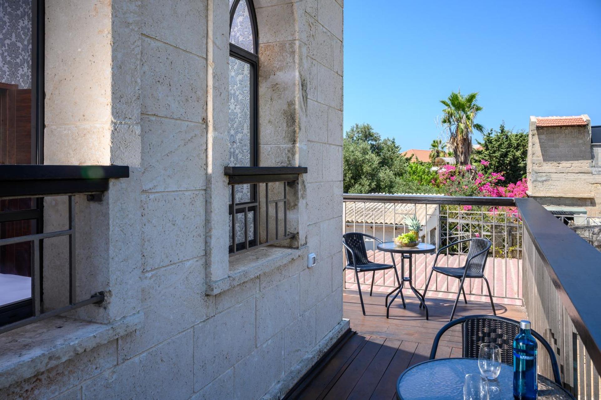 Junes jaffa Luxury Apartments - Photo 16