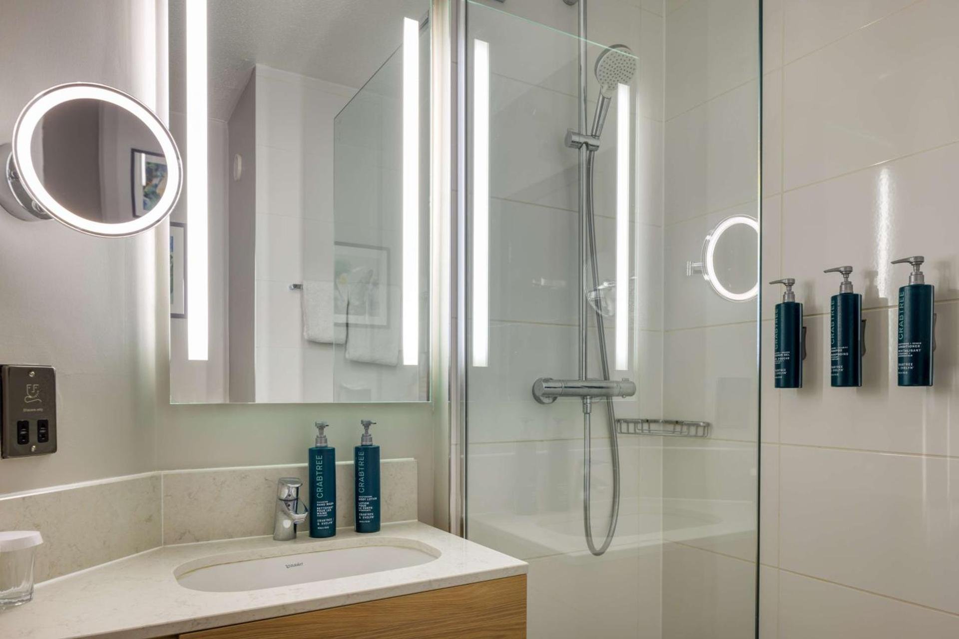 DoubleTree by Hilton London Chelsea - Photo 5