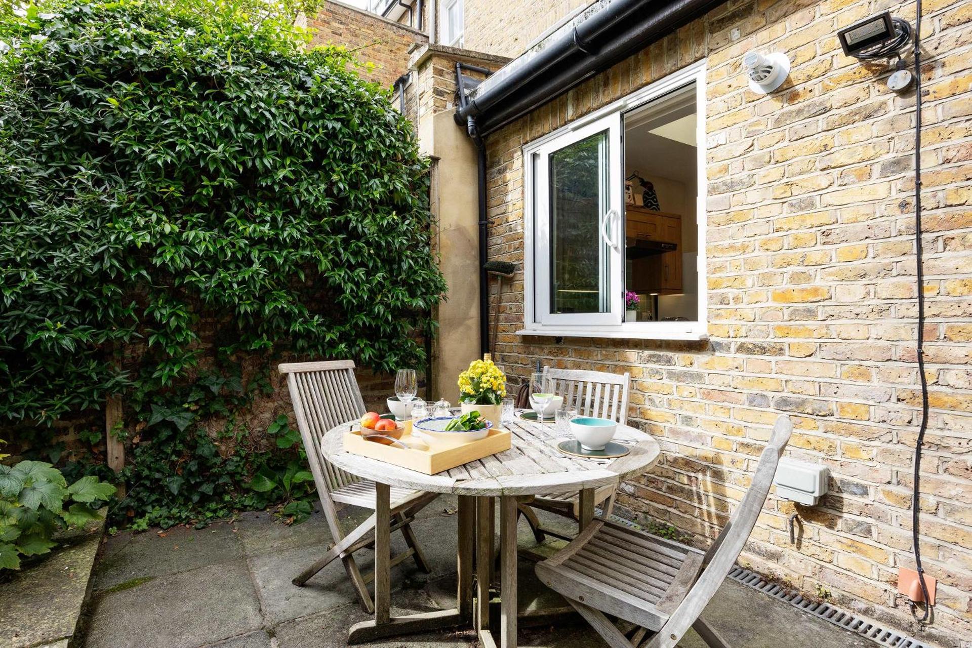 Veeve - Artist's Oasis - Photo 8