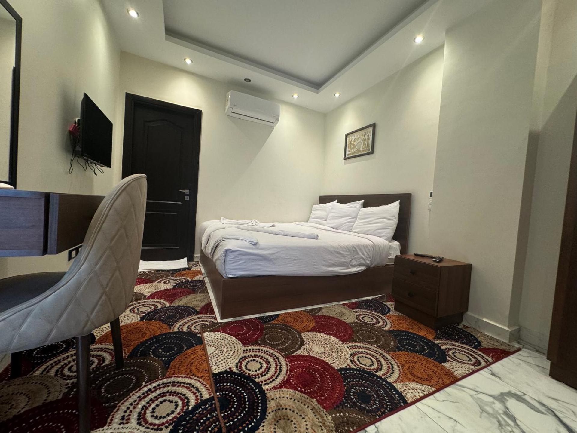 Deluxe Double Room with Bath