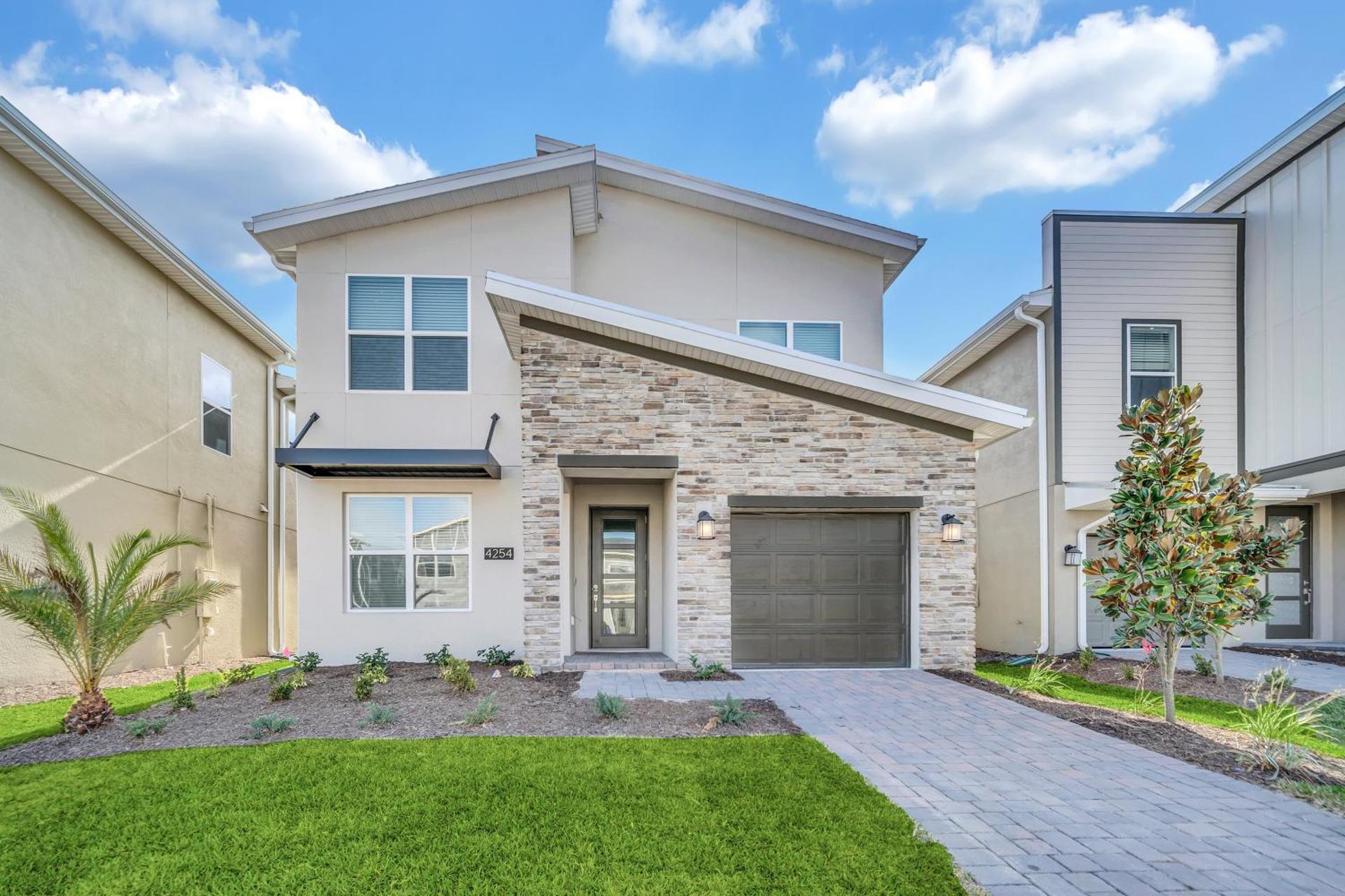 Amazing Brand New 5BD, Resort Home/Games Room/Pool - Photo 7