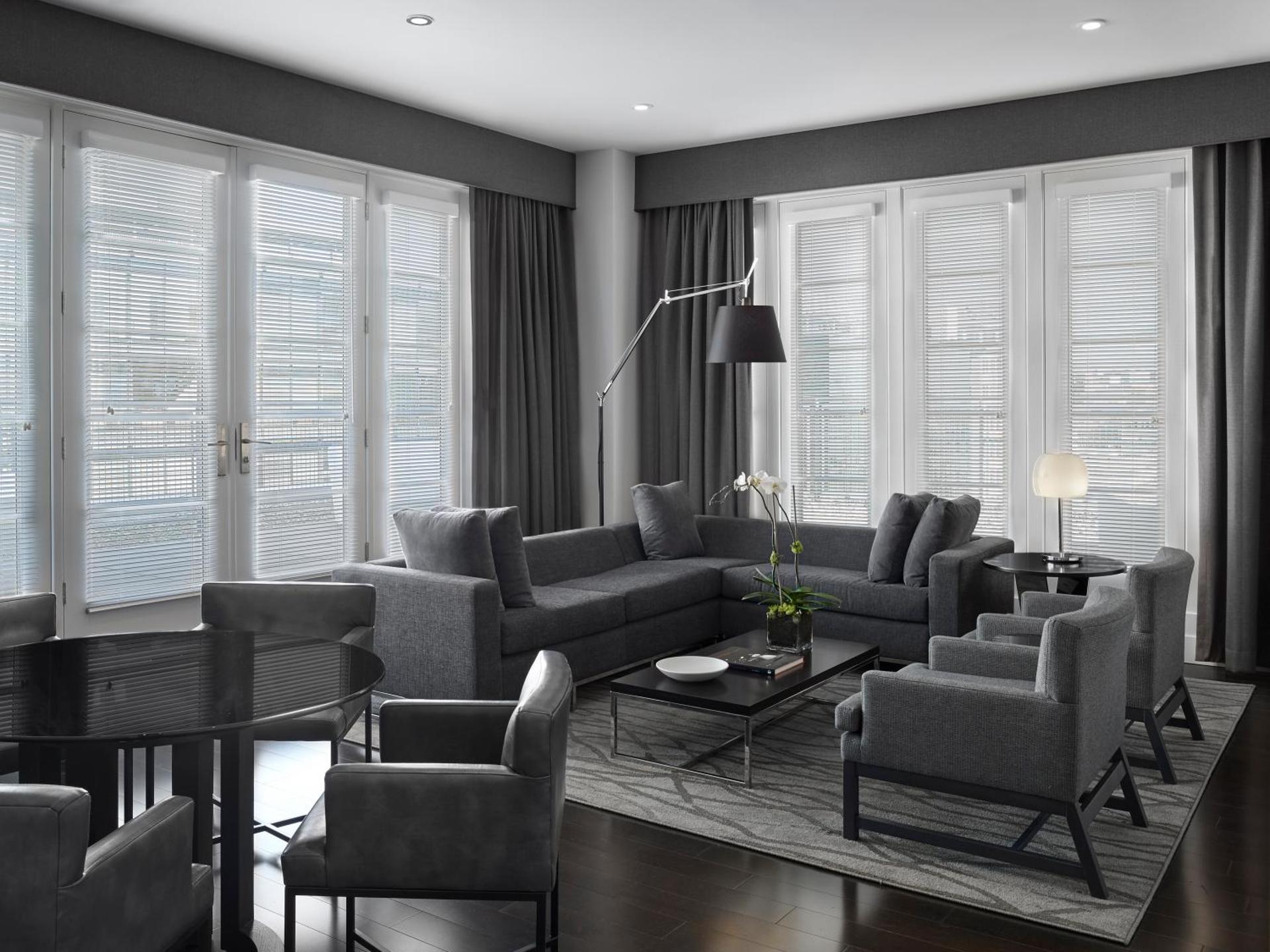 AKA White House - Photo 23