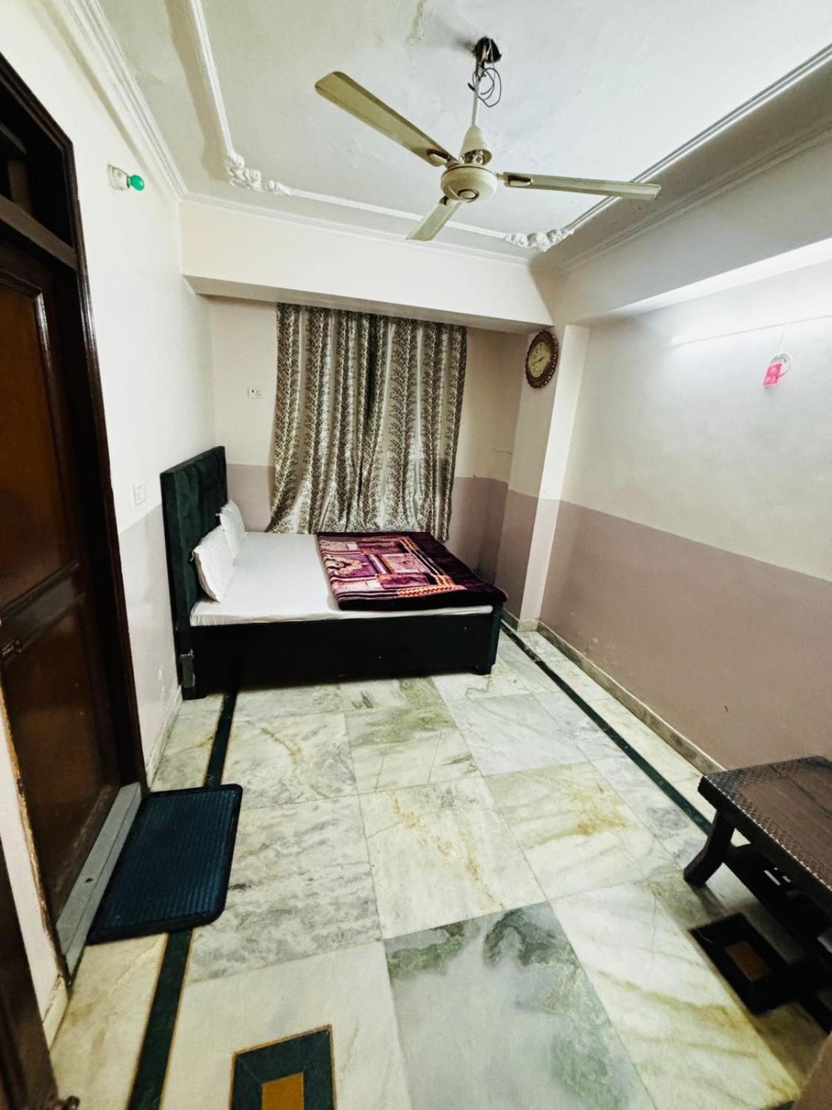 The Aziz Residency - Photo 21