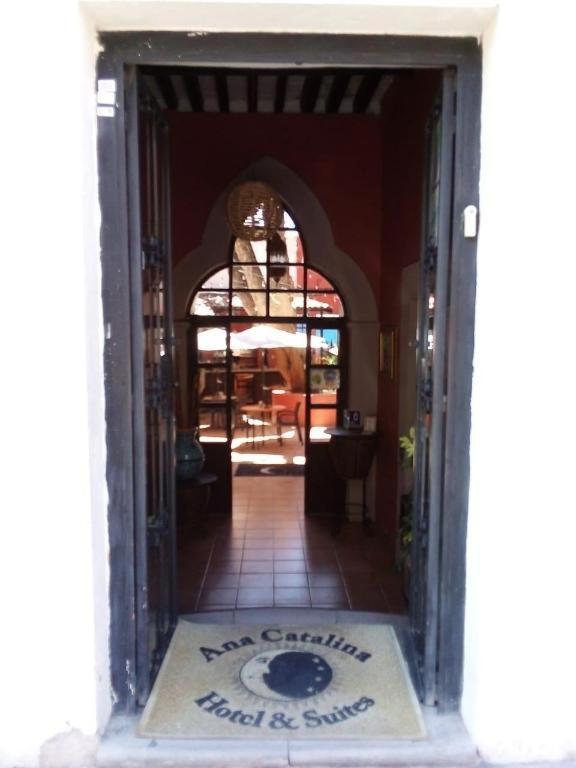 HOTEL ANA CATALINA & SUITES - Photo 19