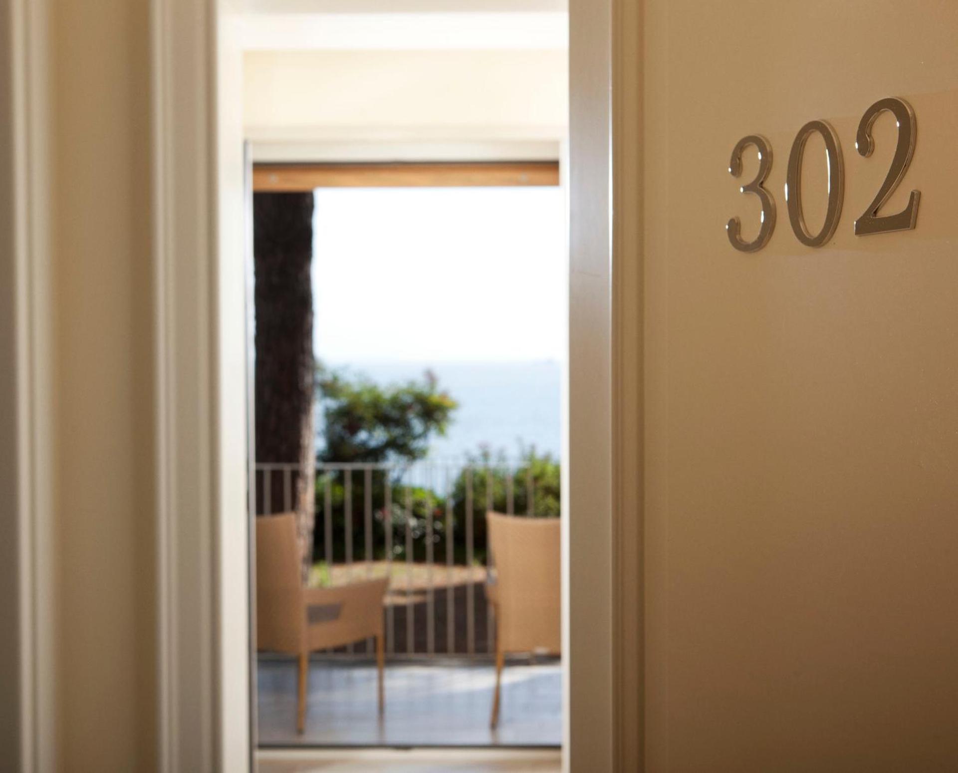 Hotel Riviera & Maximilian's - Photo 119