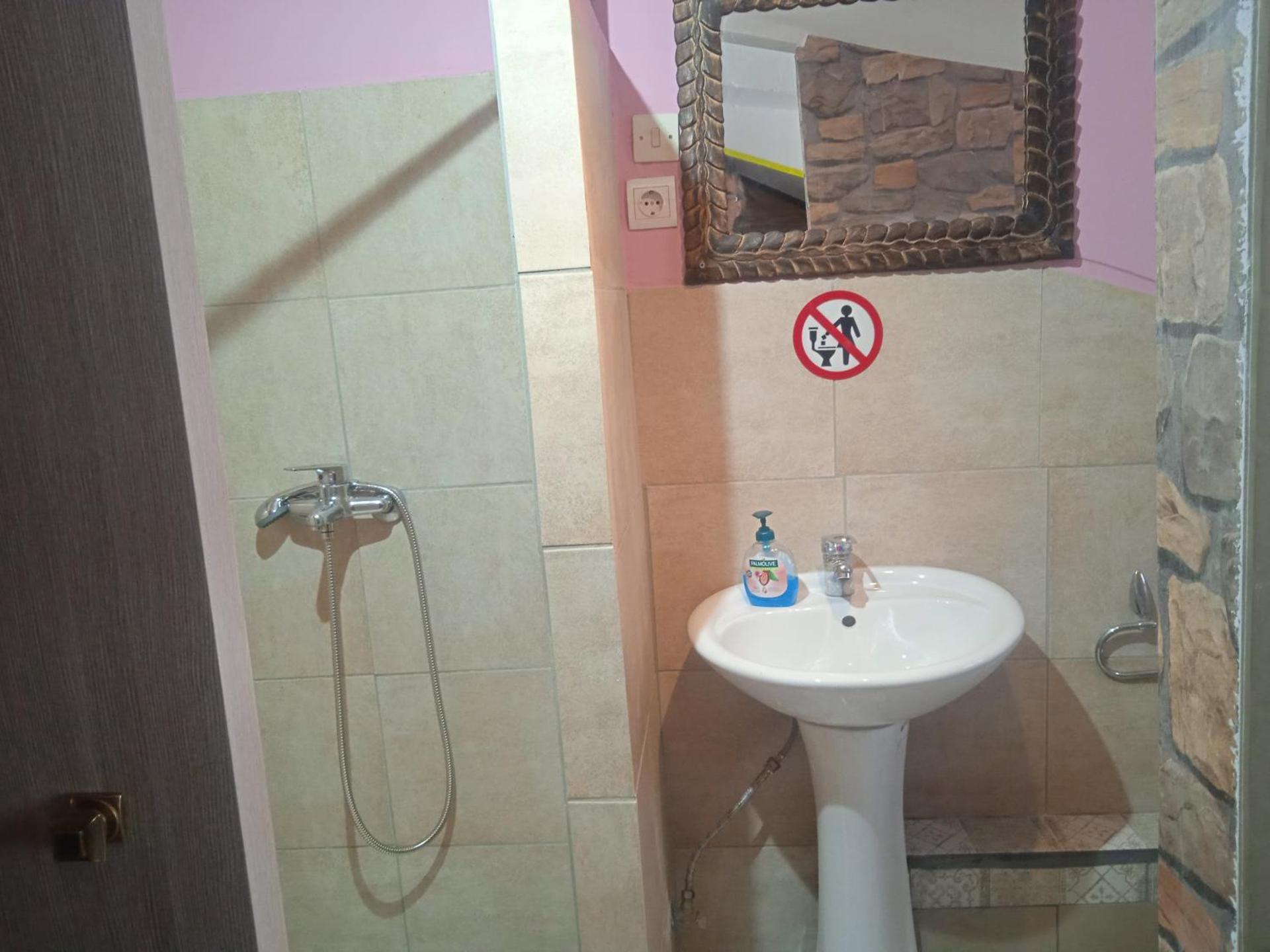 Kostis Hause - Photo 80