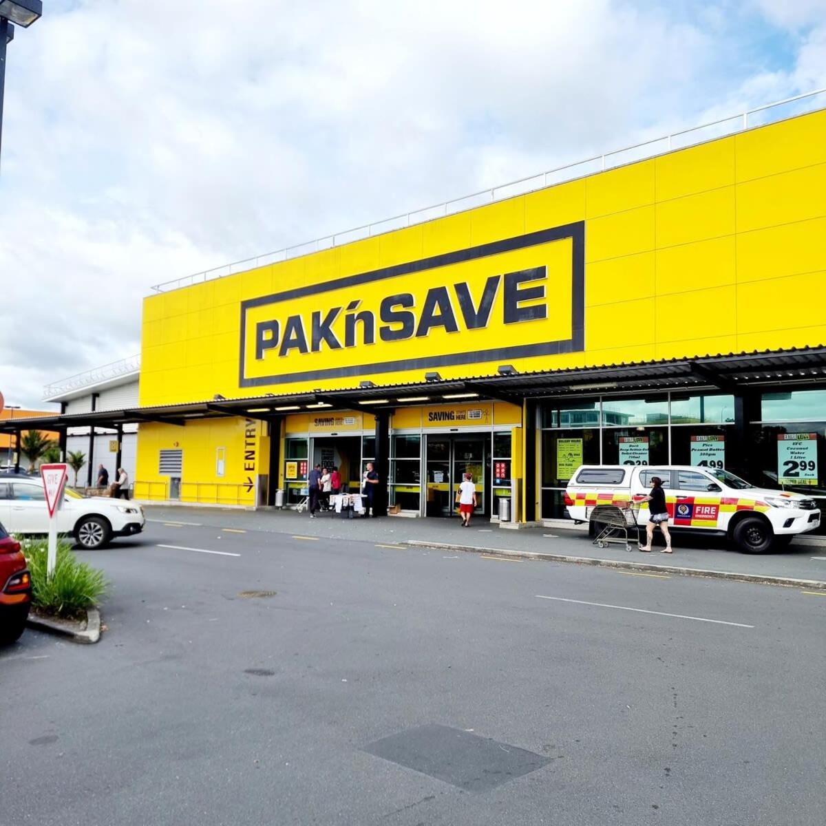 Tudor Nook - Modern Comforts in a Classic Setting - Photo 3