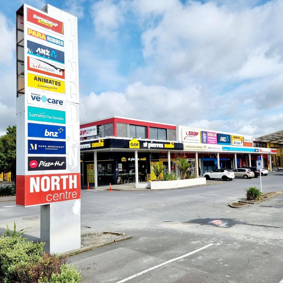 Tudor Nook - Modern Comforts in a Classic Setting - Photo 4