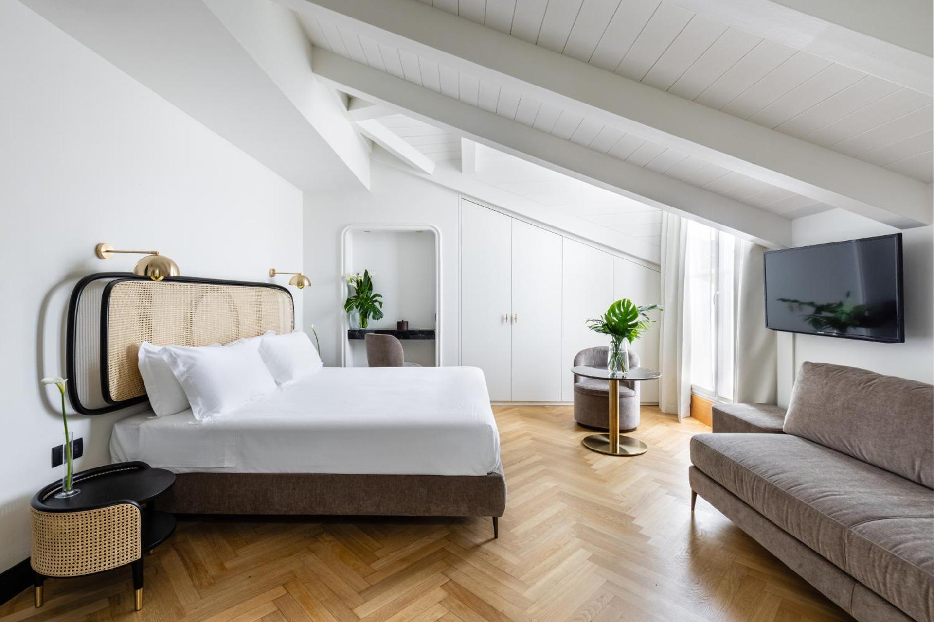 Superior Triple Room