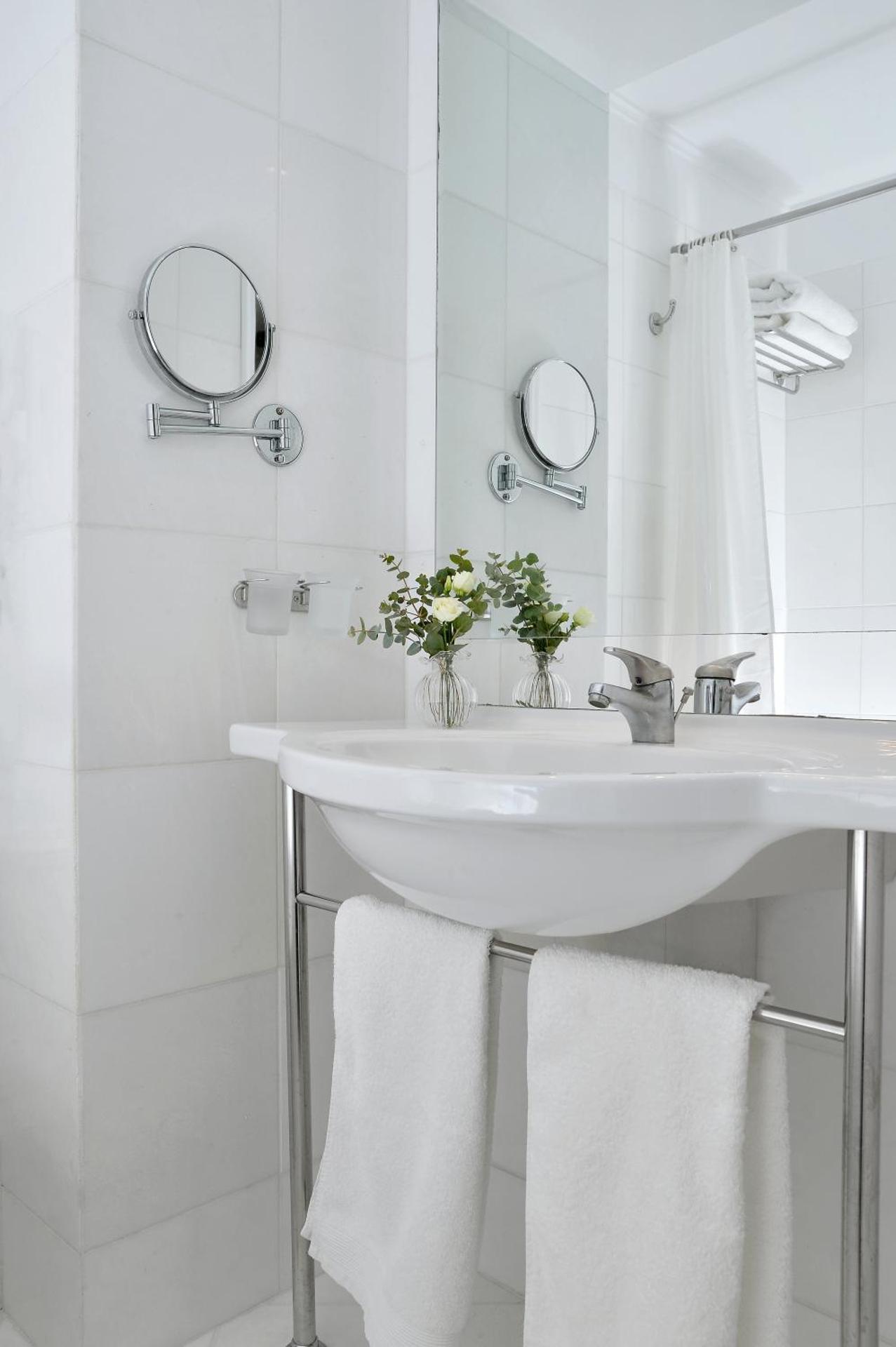 Airotel Parthenon - Photo 11