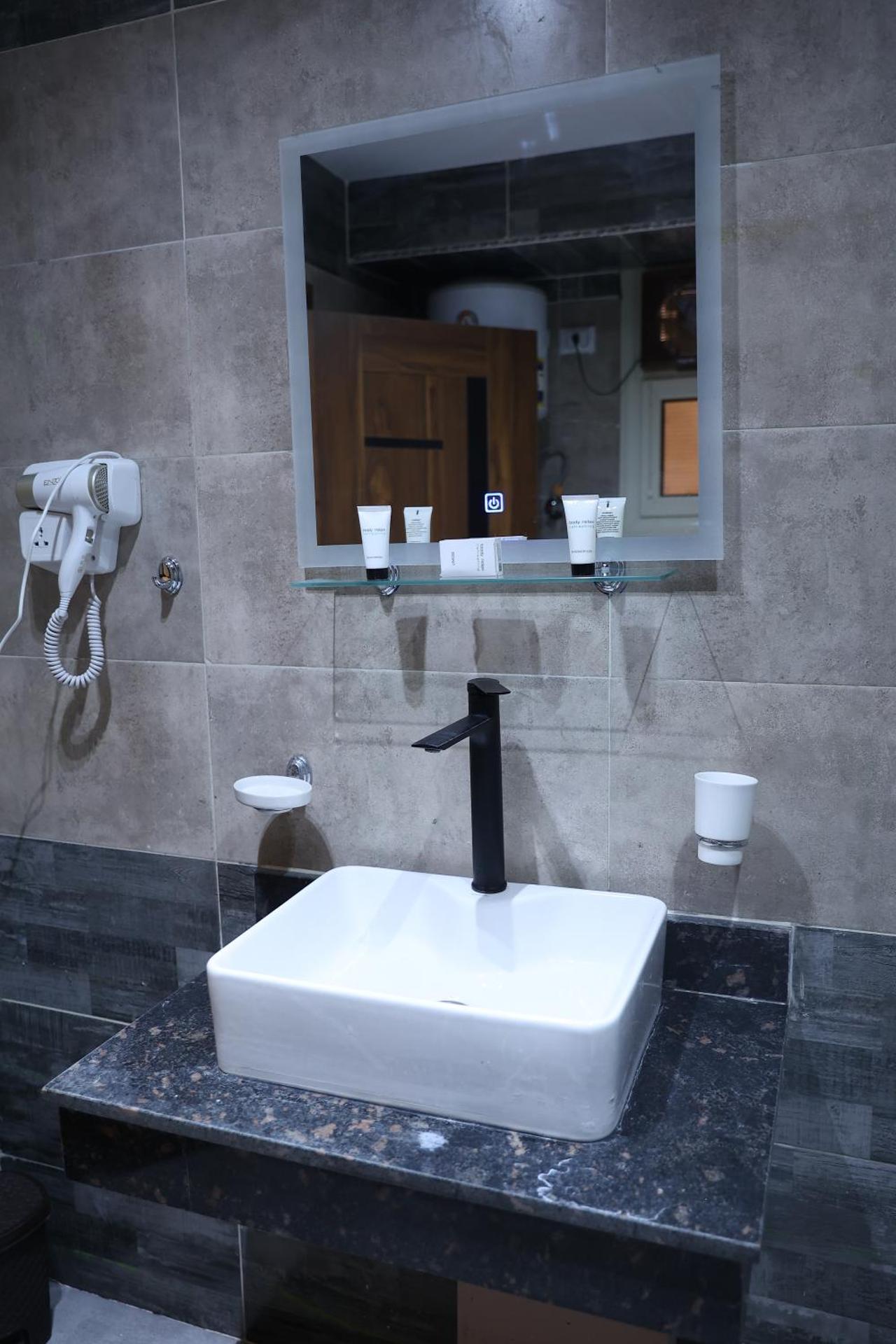 Pyramids Sunshine Hotel - Photo 91