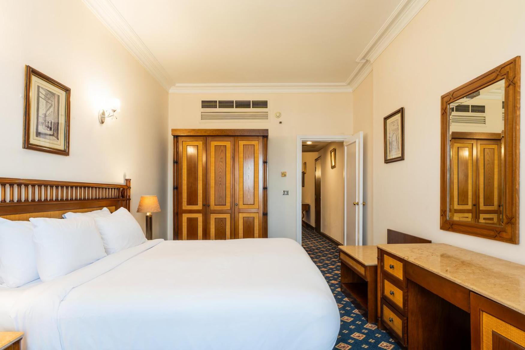 Om Kolthoom Hotel - Photo 5