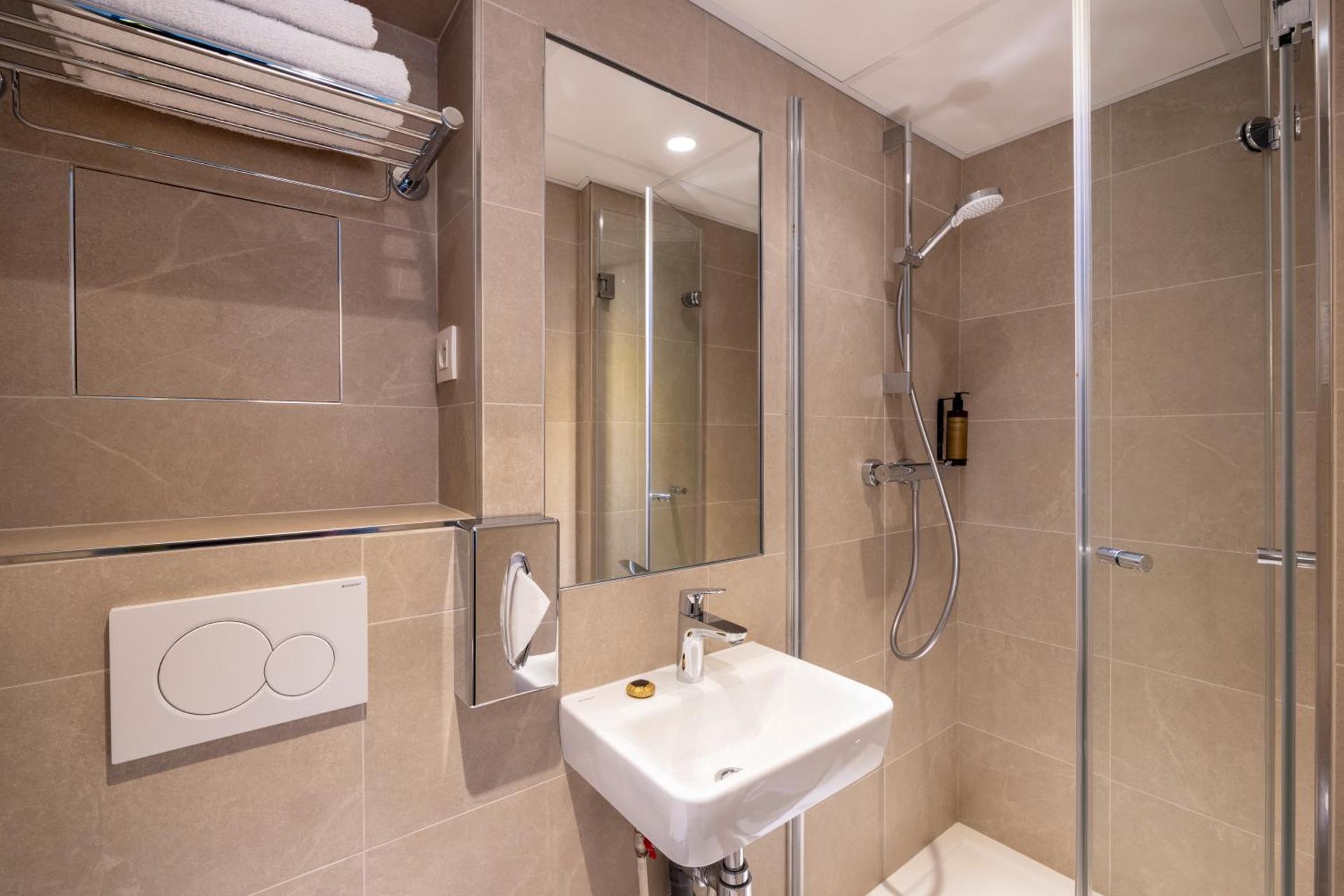 Hôtel Des Mines - Photo 32