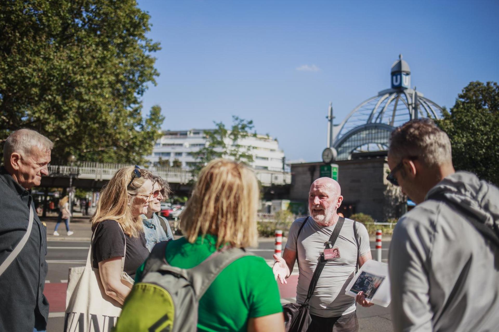 The Circus Hotel - Photo 15