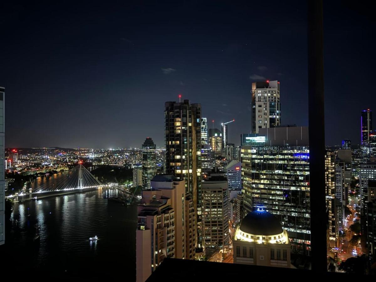 Luxury 3BR Suite Stunning Skyline-River-View at CBD - Photo 5