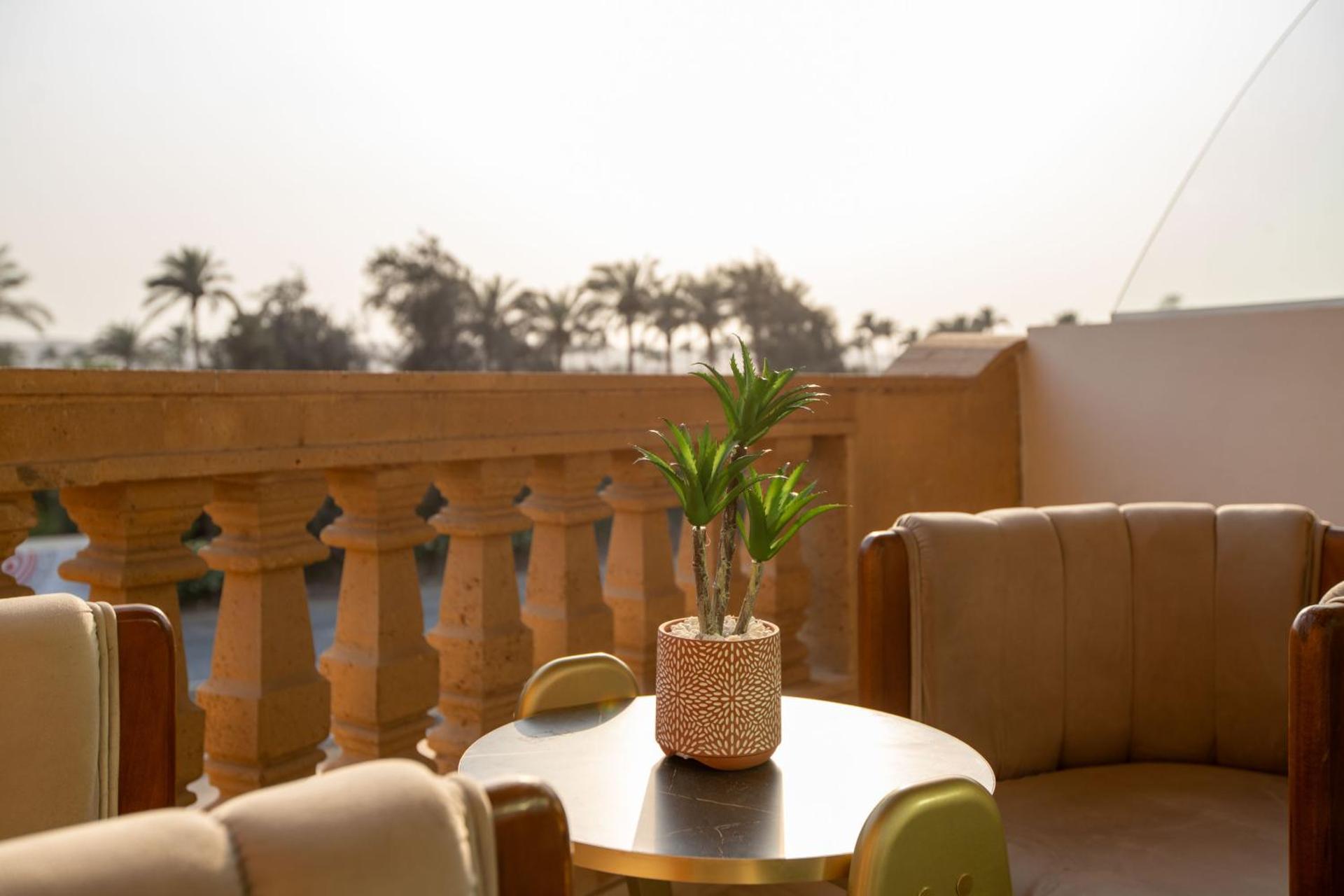 Pyramids sunrise inn - Photo 97