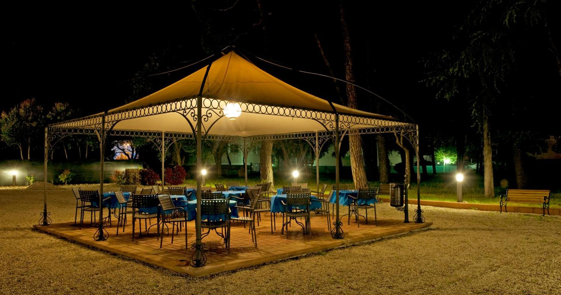 Villa Raffaello Park Hotel - Photo 6