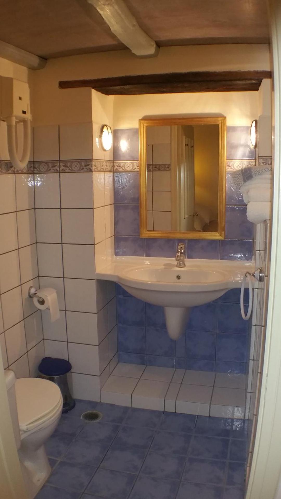 Economou Mansion - Photo 2