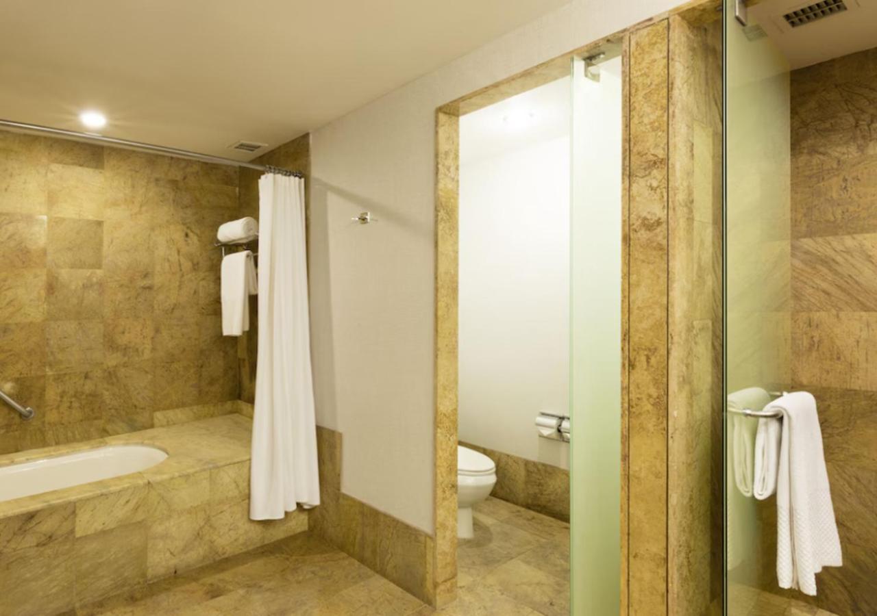 Hilton Mexico City Reforma - Photo 48