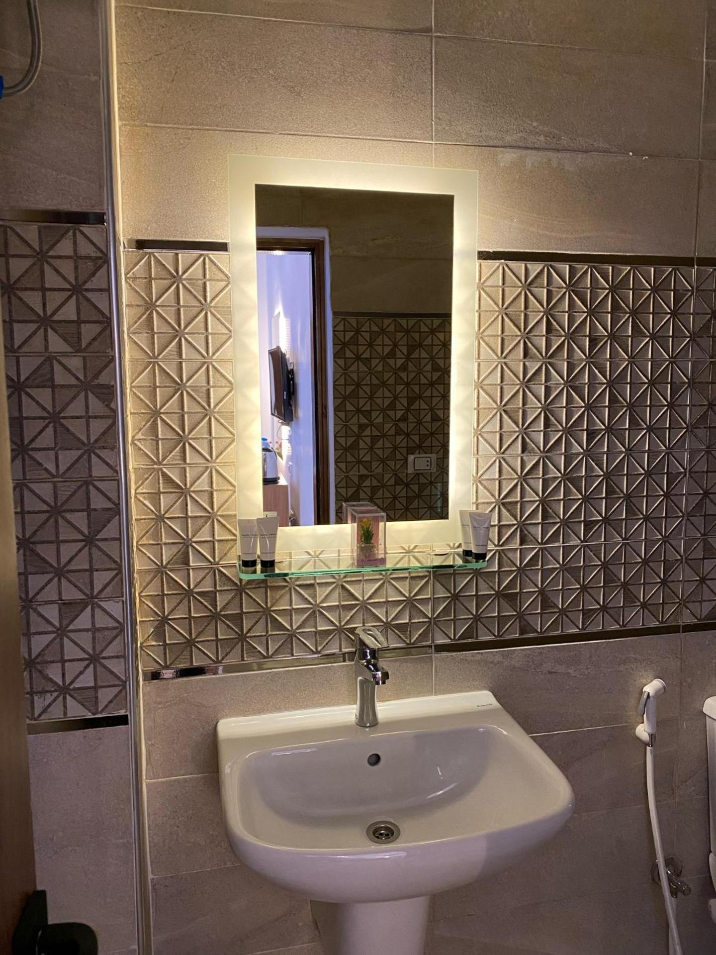 West Pyramids Hotel - Photo 32