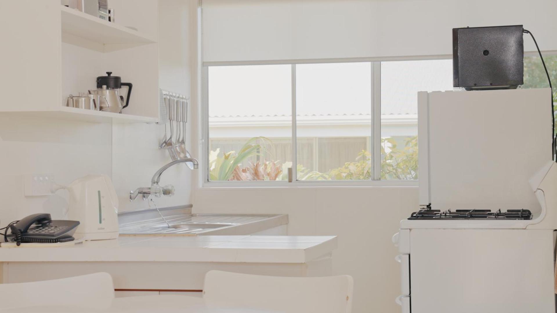 Aloha Apartments - Photo 73