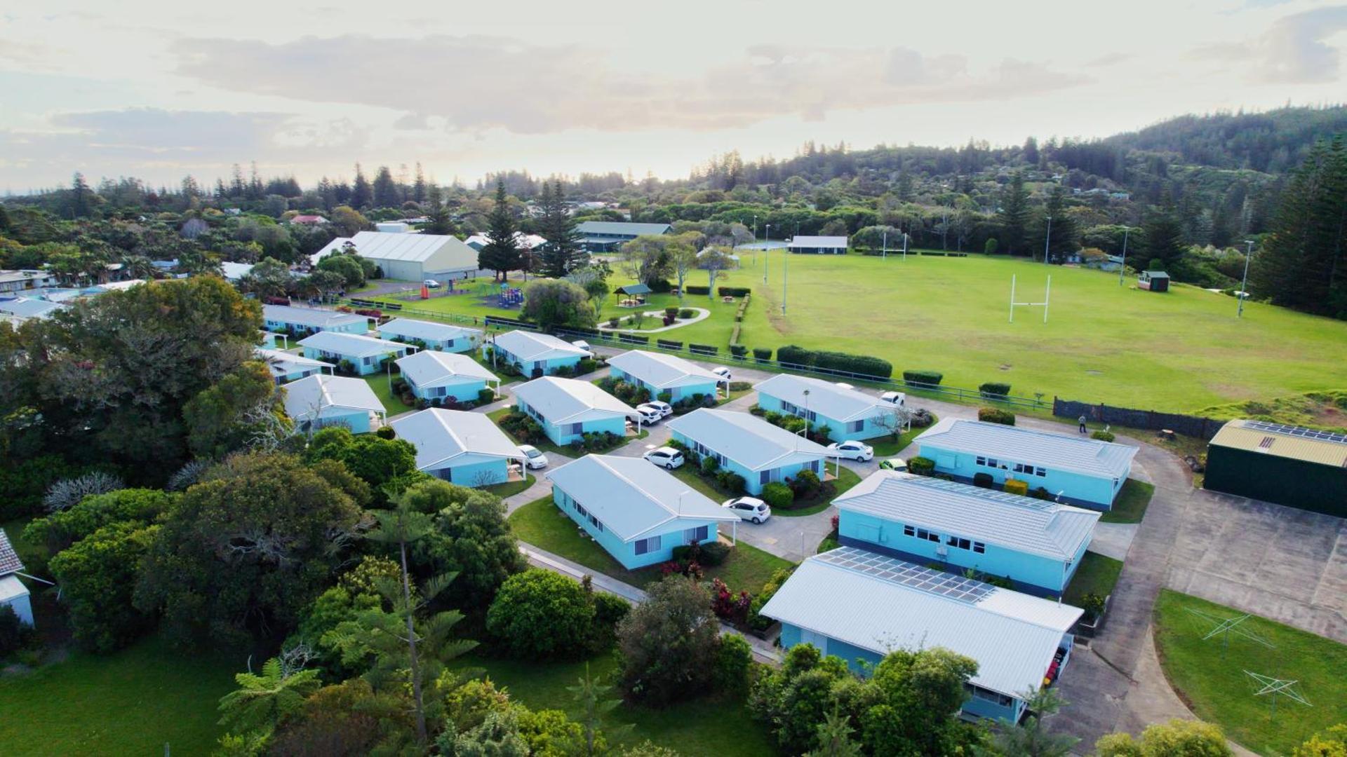 Aloha Apartments - Photo 23