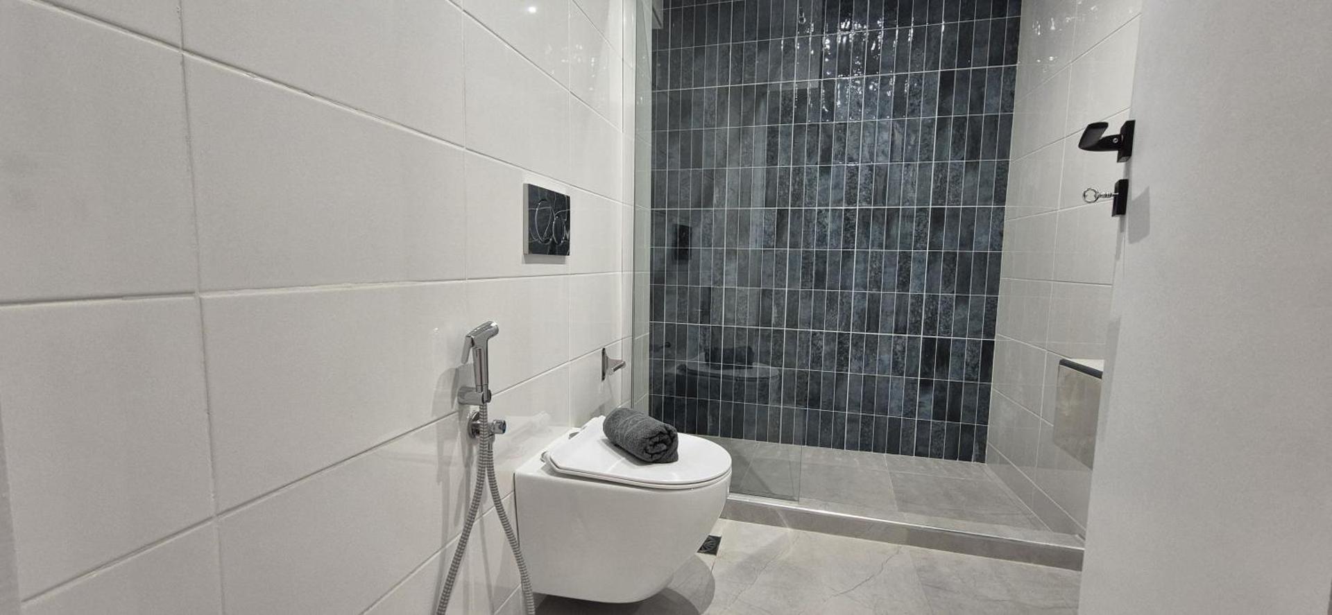 Figleaf Kypseli - Photo 26